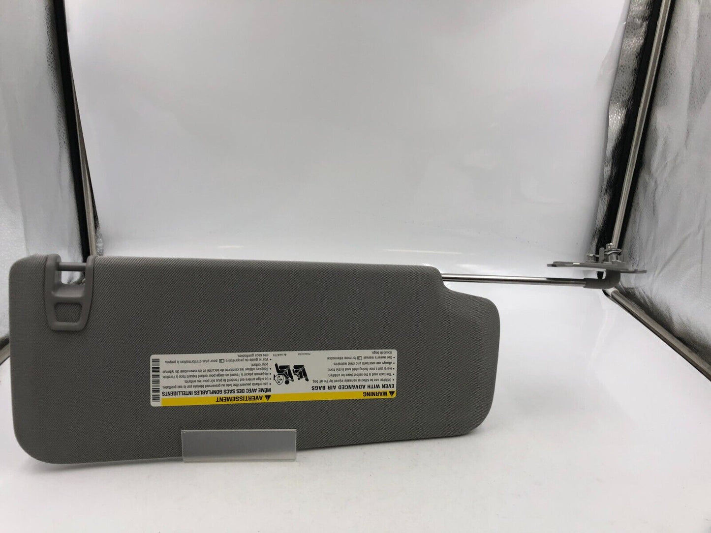 2014-2019 Chevrolet Silverado 1500 Driver Sun Visor Sunvisor Gray OEM A01B54027