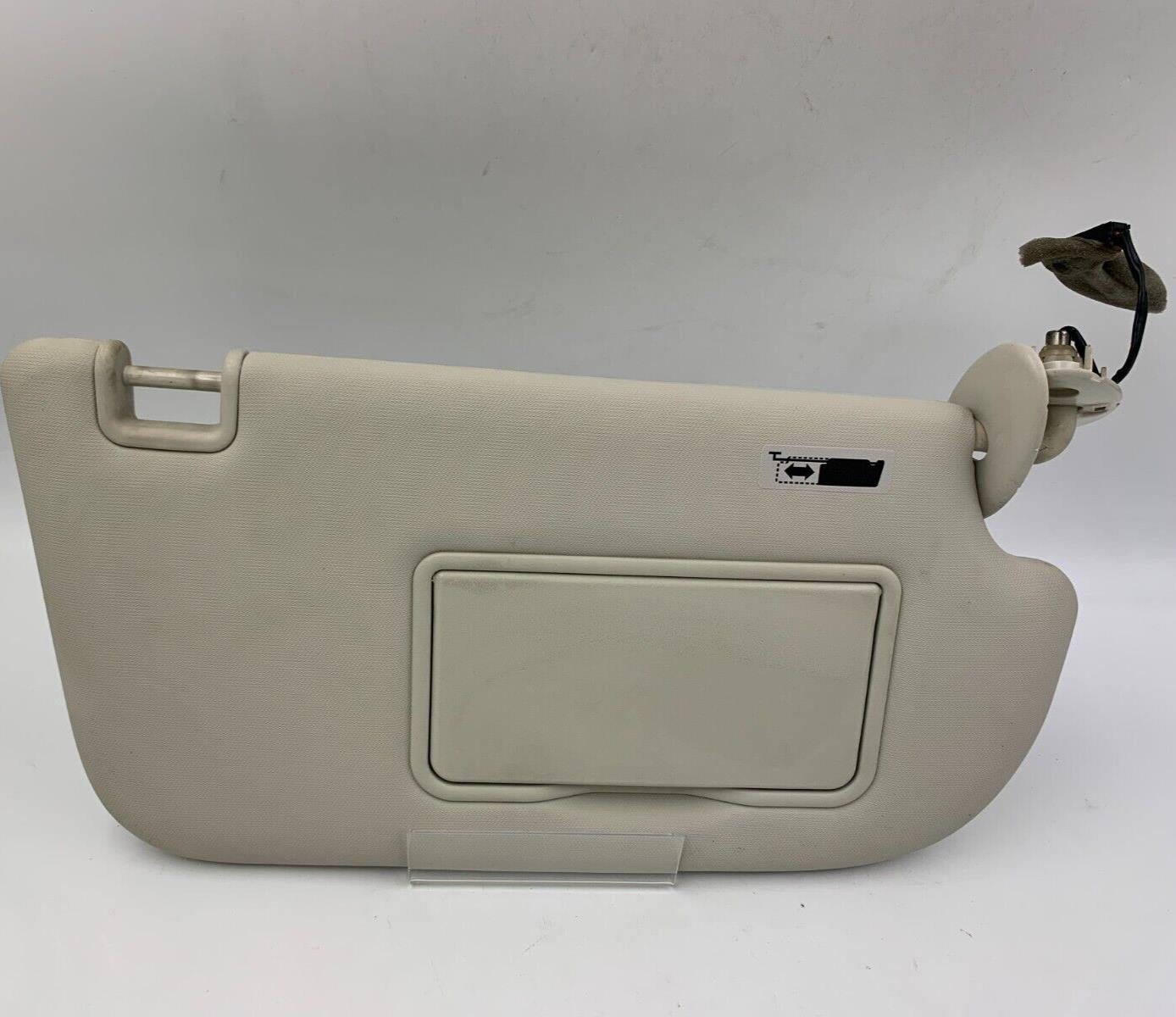 2013-2019 Ford Escape Passenger Sun Visor Sunvisor Gray Illuminated A04B26041