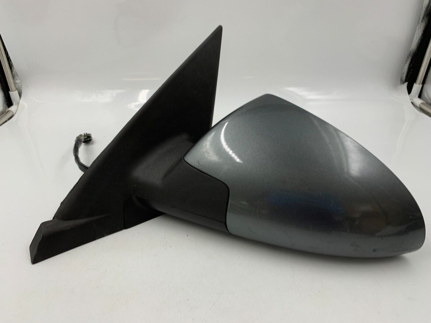 2006-2008 Chevrolet Malibu Driver Side View Power Door Mirror Gray OEM F04B09055