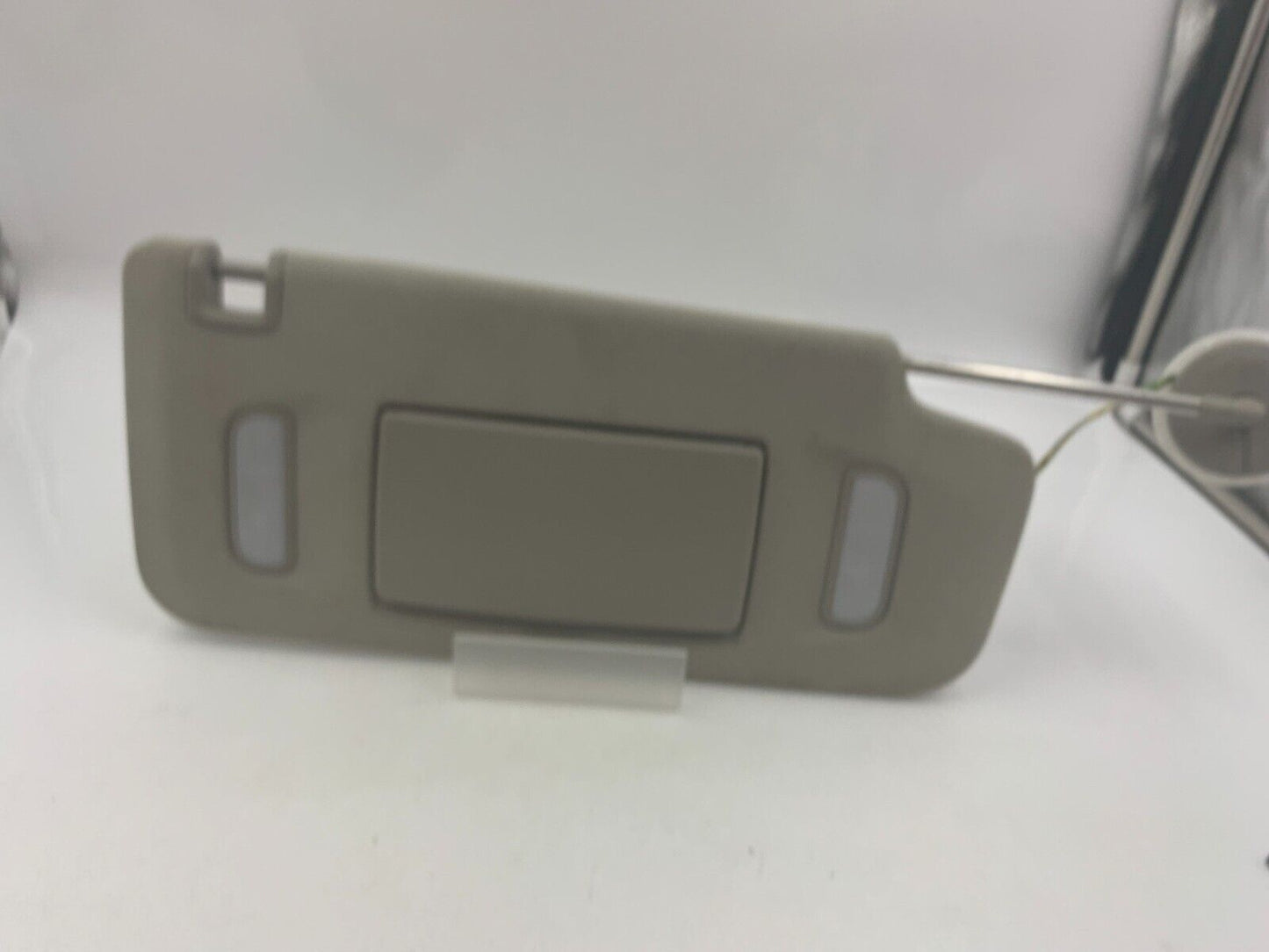 2010-2017 Chevy Equinox Passenger Sun Visor Sunvisor Gray Illuminated A01B41040