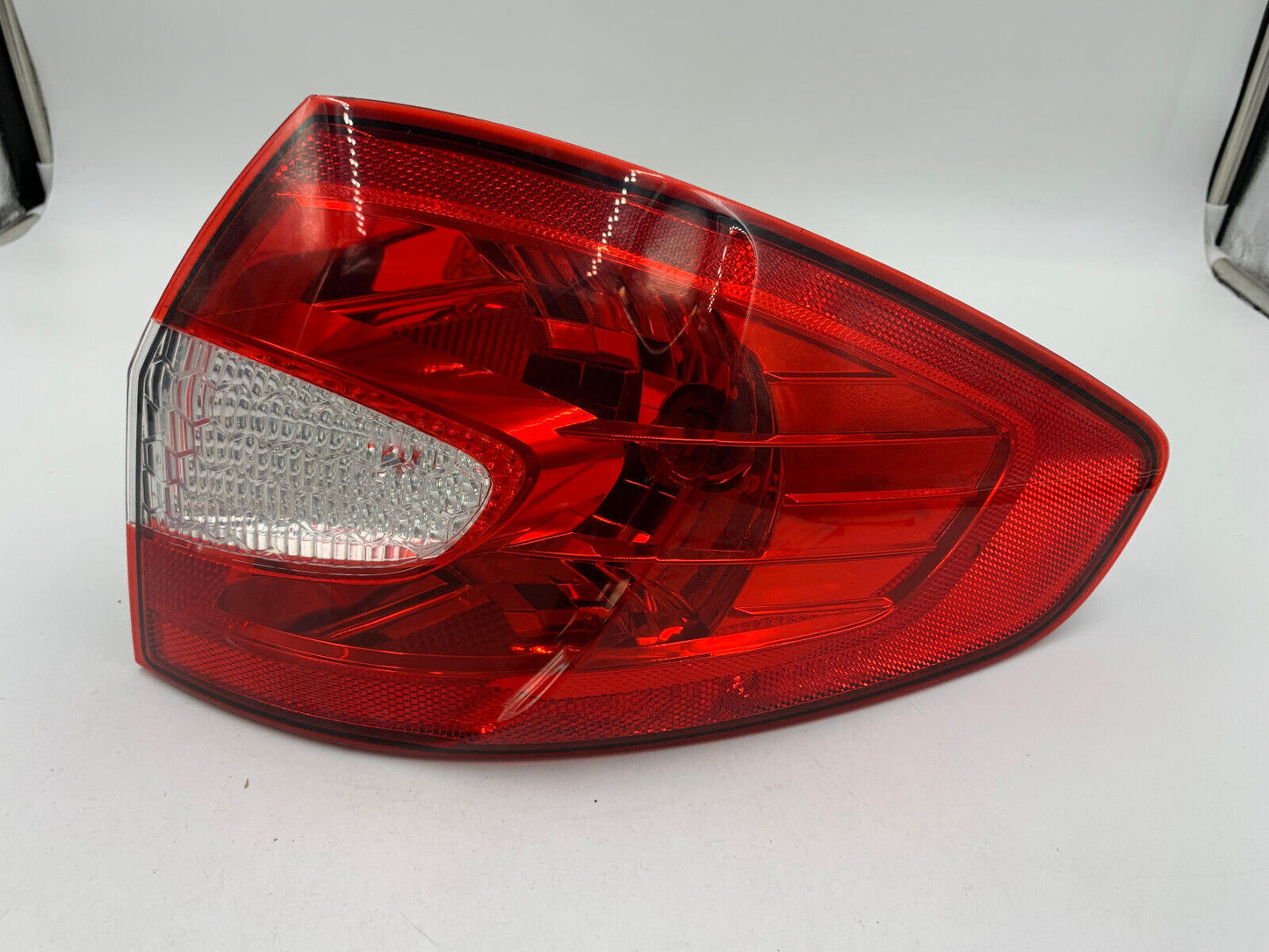 2011-2013 Ford Fiesta Passenger Side Tail Light Taillight OEM G02B30002