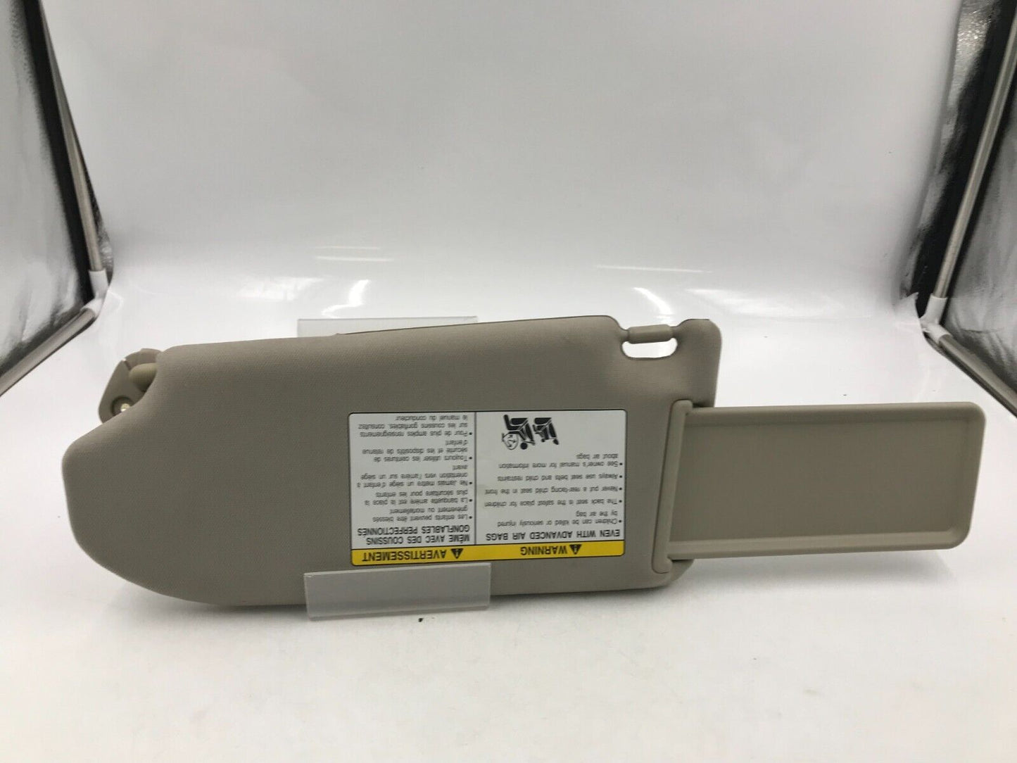 2003-2007 Infiniti G35 Passenger Sun Visor Sunvisor Light Beige OEM G01B44031