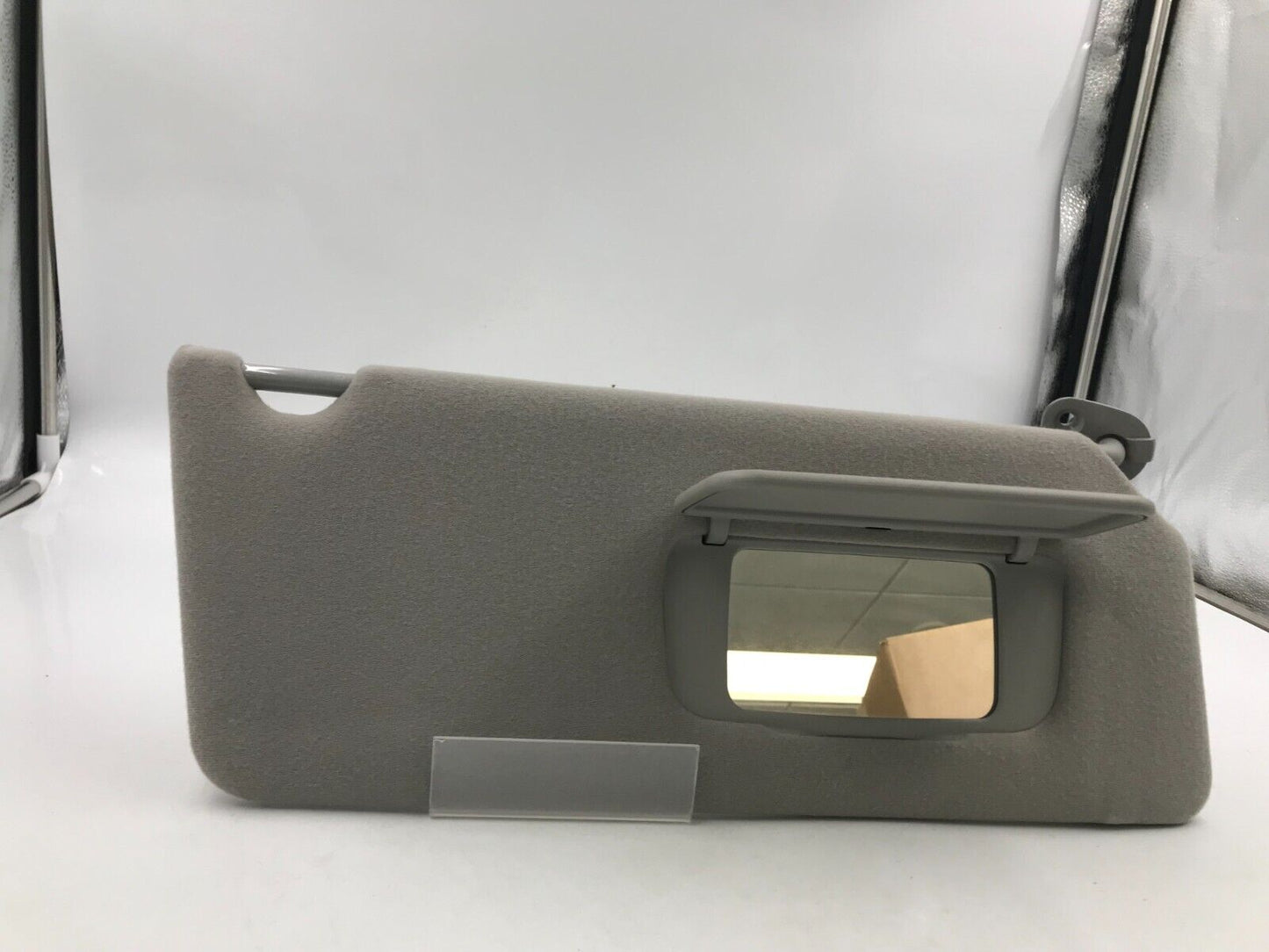 2002-2006 Toyota Camry Passenger Sun Visor Sunvisor Gray OEM G03B35021