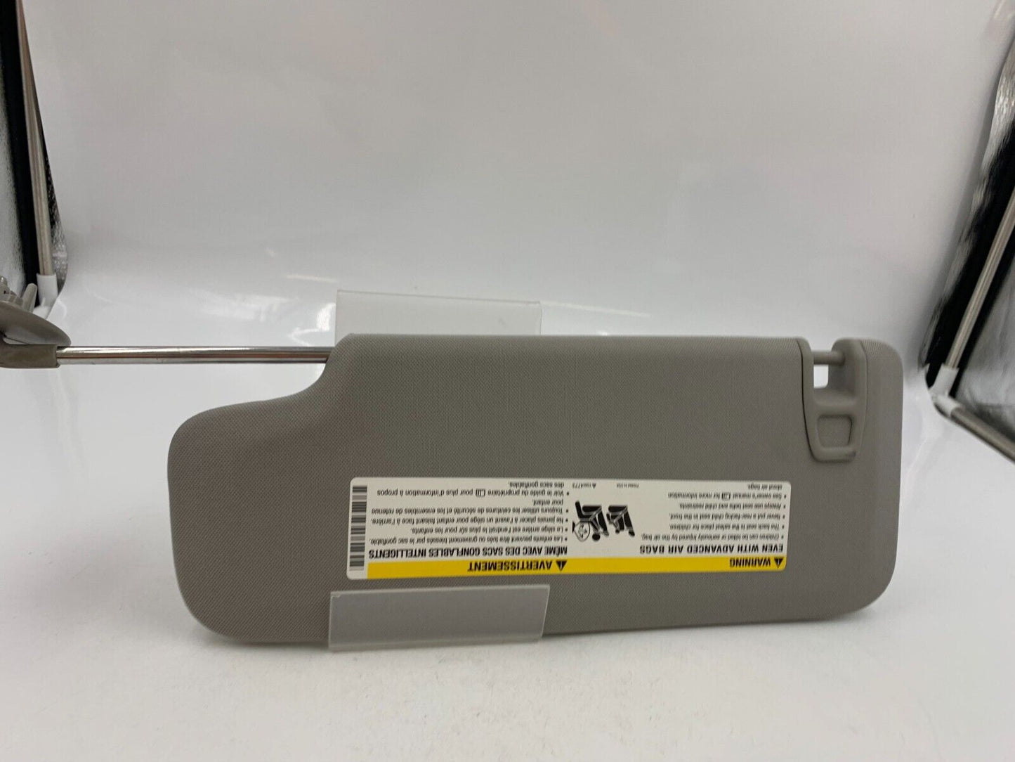 2008-2012 Chevy Malibu Passenger Sun Visor Sunvisor Gray OEM D02B02053