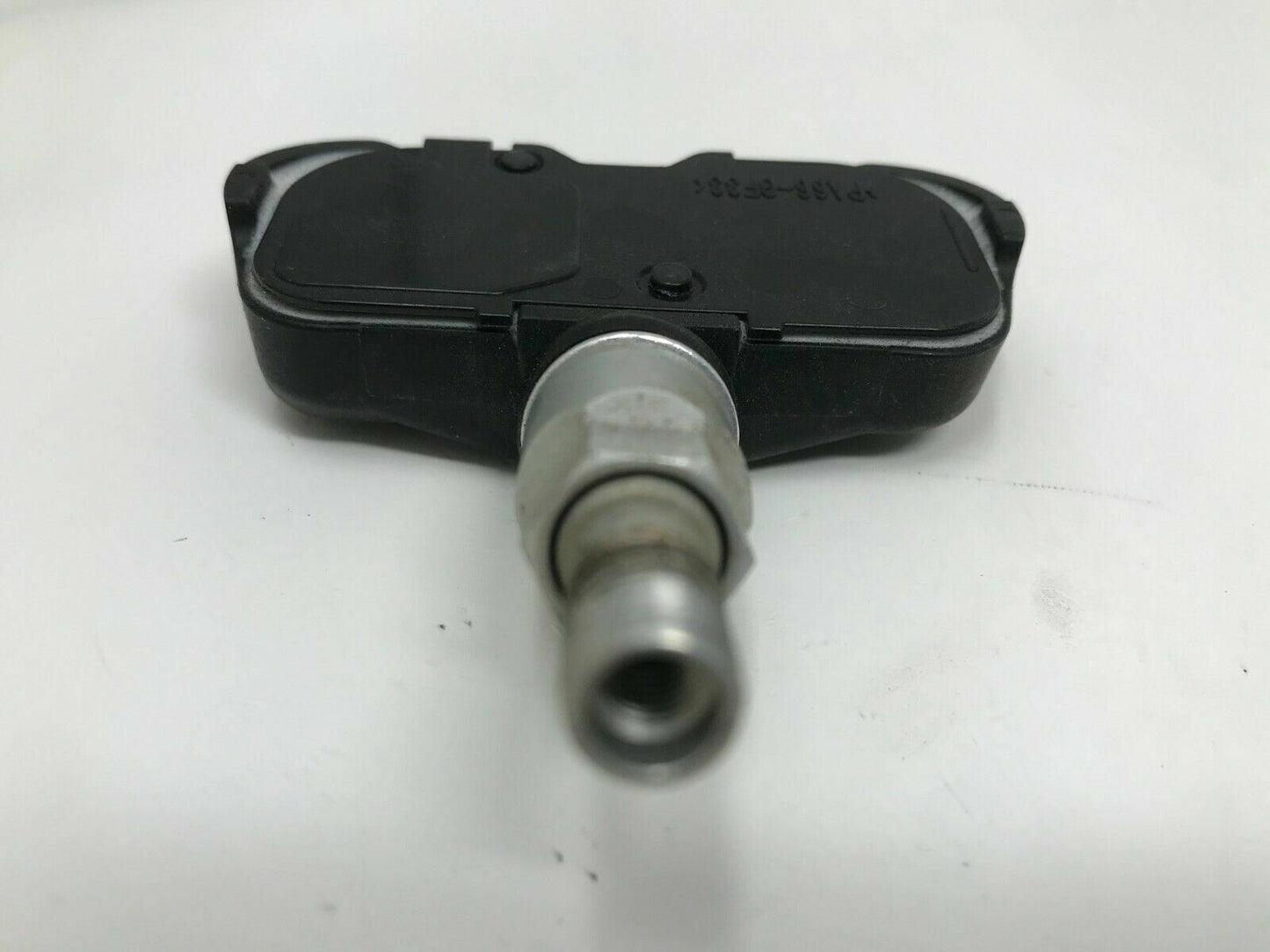 2014 Toyota Tacoma TPMS Sensor Tire Pressure Sensor Genuine OEM E02B13022