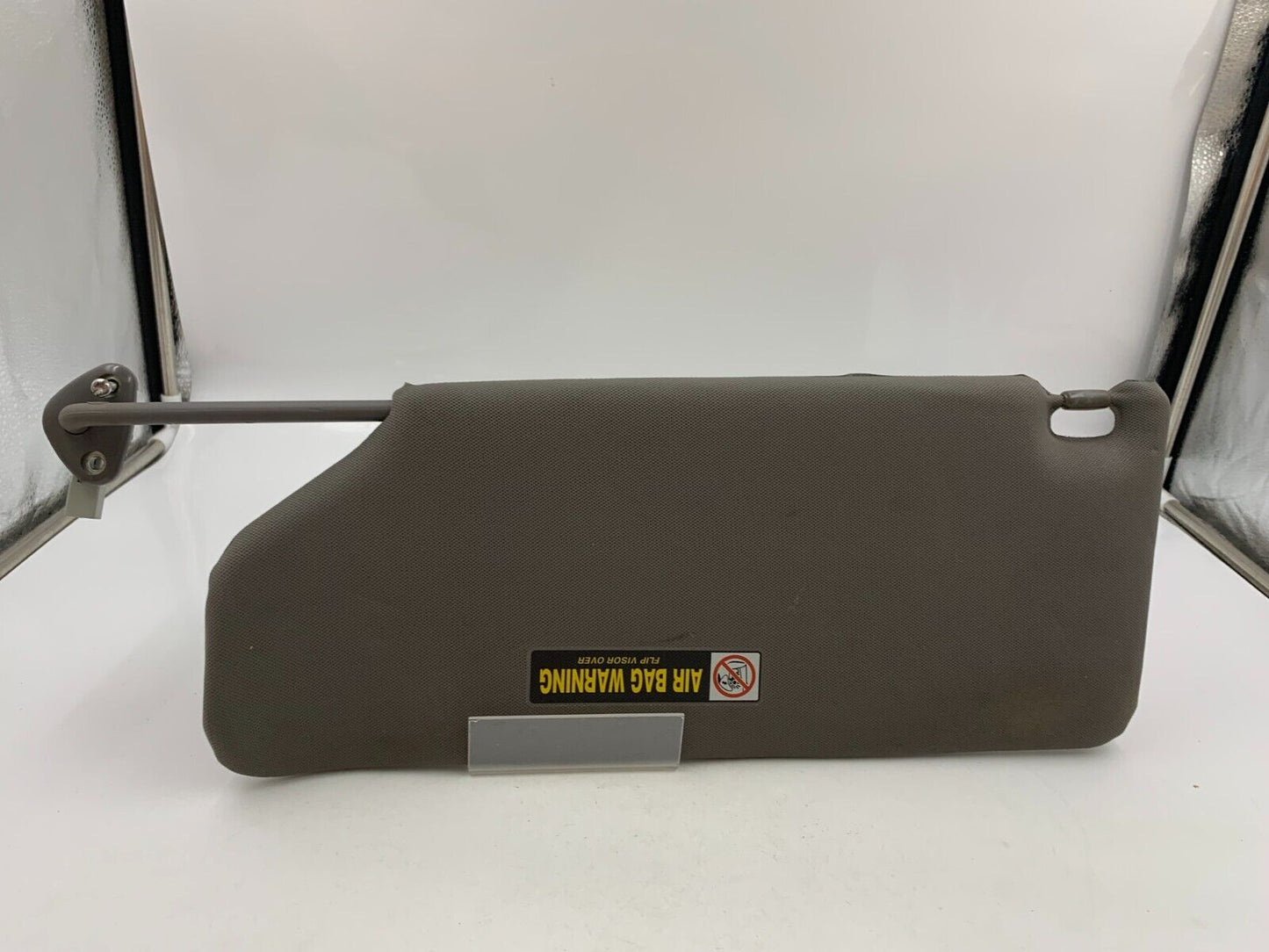 2006-2010 Honda Odyssey Passenger Sunvisor Charcoal Illuminated E03B53051