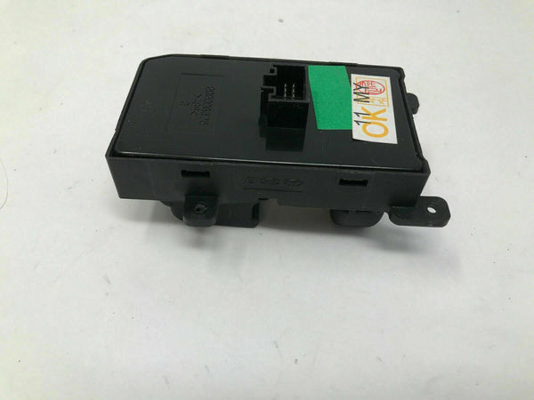 2012 Hyundai Genesis Master Power Window Switch OEM C02B06005