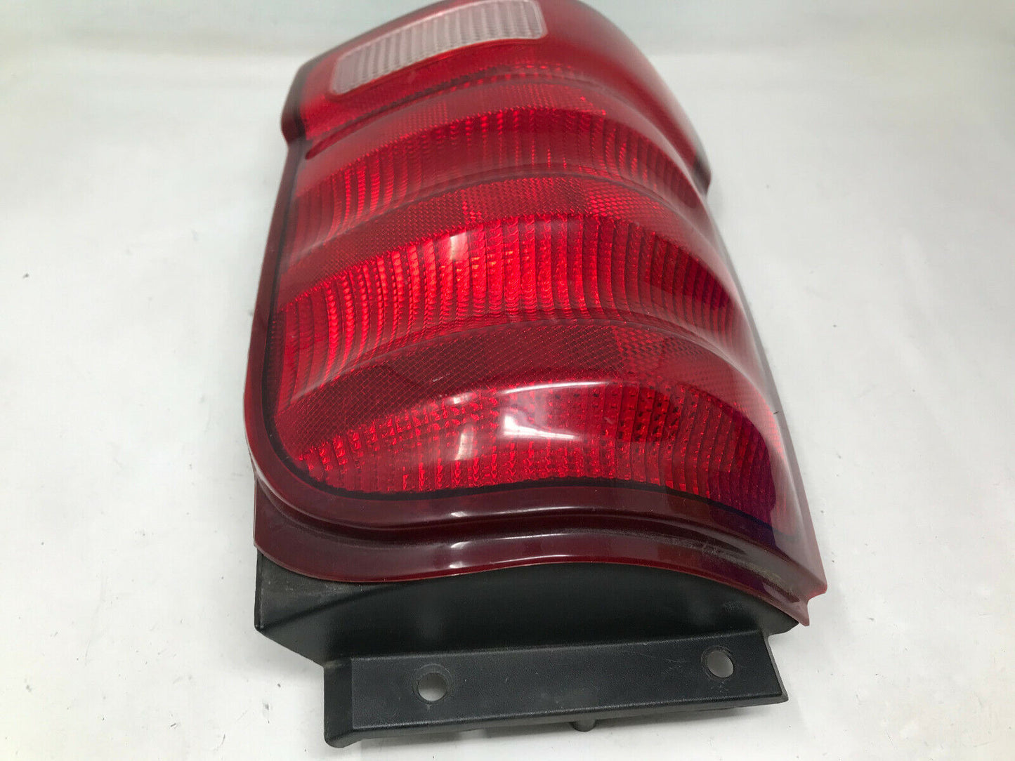 2003 Ford Explorer 2DR Driver Side Tail Light Taillight OEM B01B38022