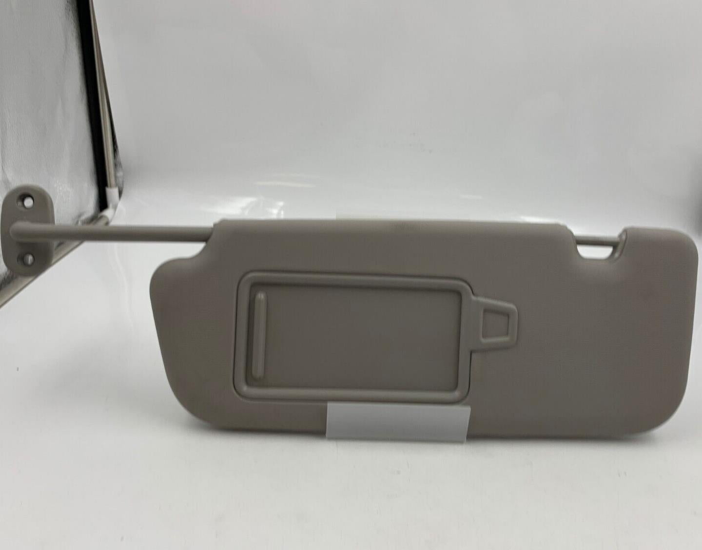 2017-2018 Kia Forte Driver Sun Visor Sunvisor Gray OEM E01B24055