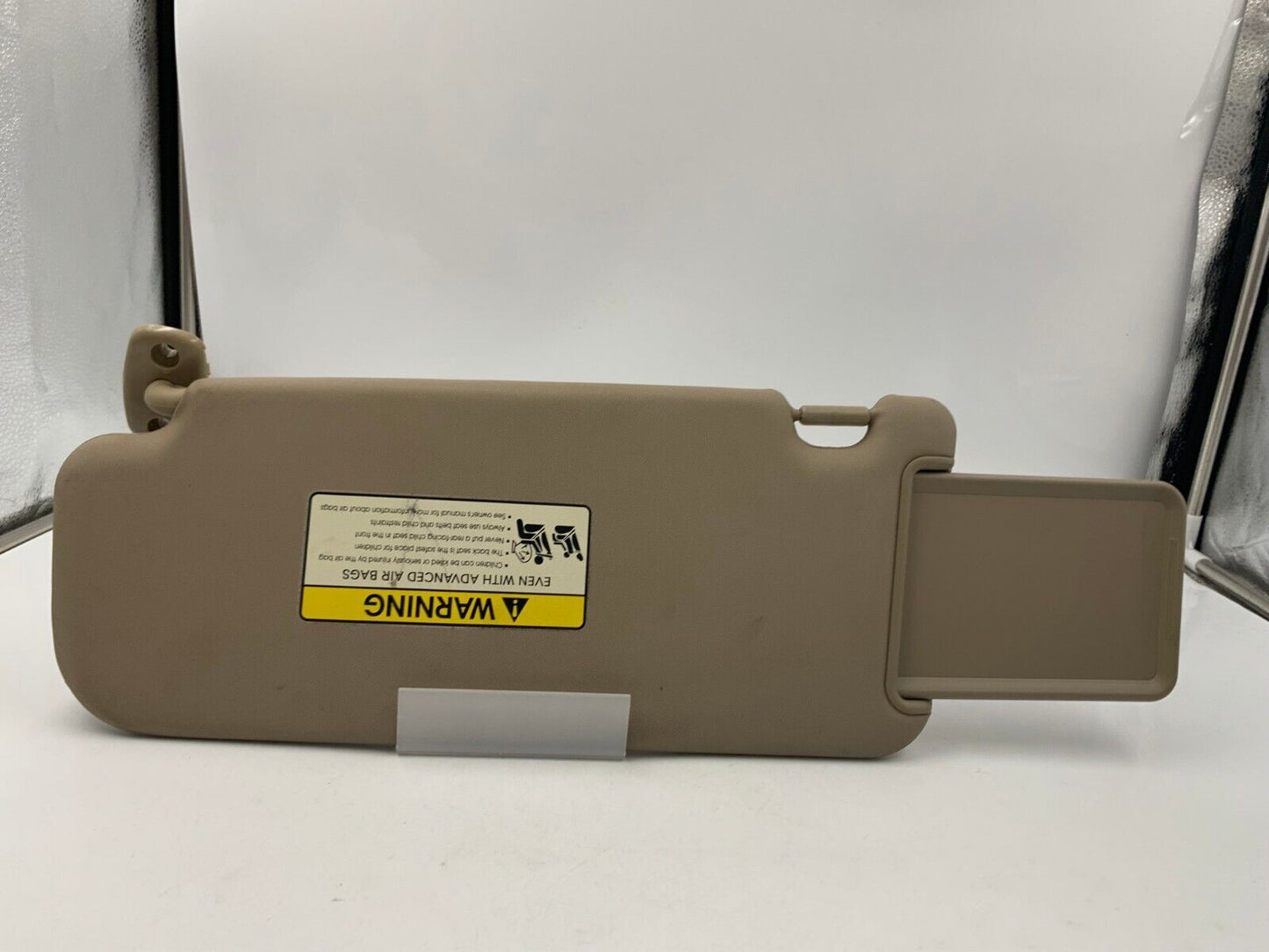 2011-2015 Kia Sorento Passenger Sun Visor Sunvisor Gray OEM G02B50053