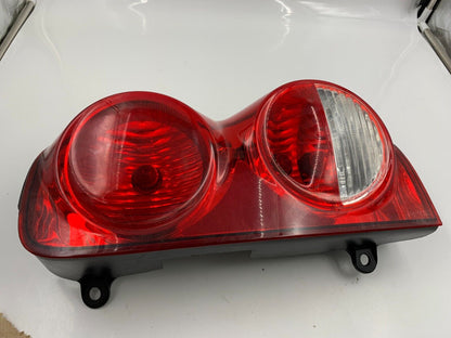 2004-2009 Dodge Durango Passenger Side Tail Light Taillight OEM B01B51032