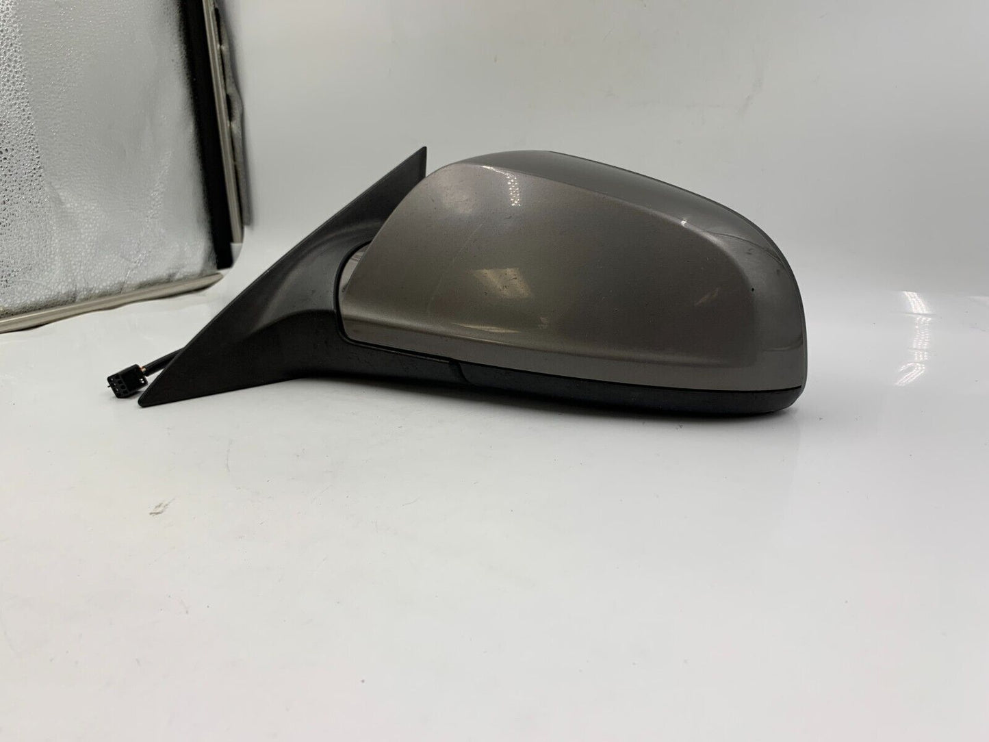 2008-2012 Chevrolet Malibu Driver Side View Power Door Mirror Gray OEM I02B33002