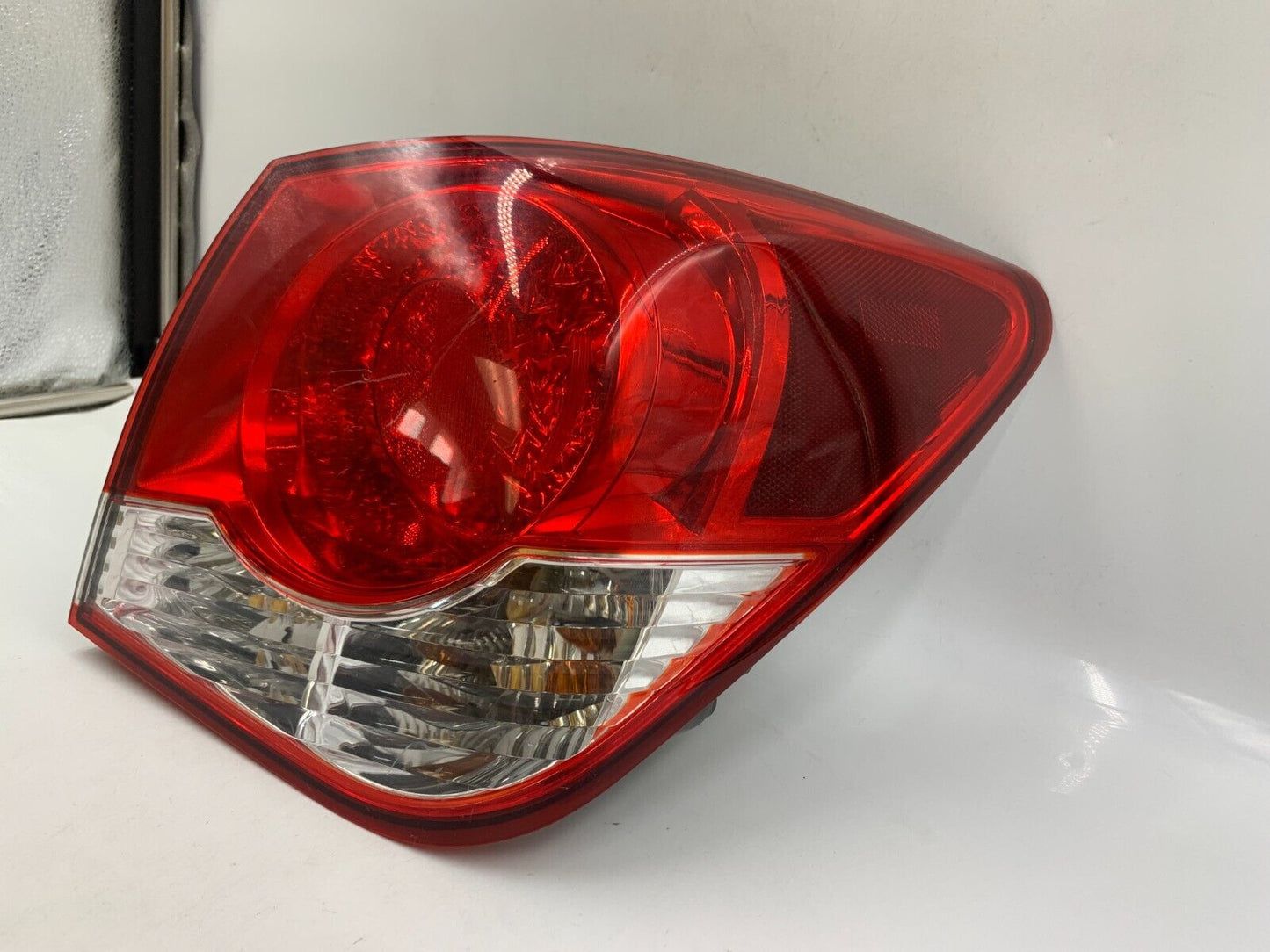 2011-2016 Chevrolet Cruze Passenger Side Tail Light Taillight OEM C03B56030