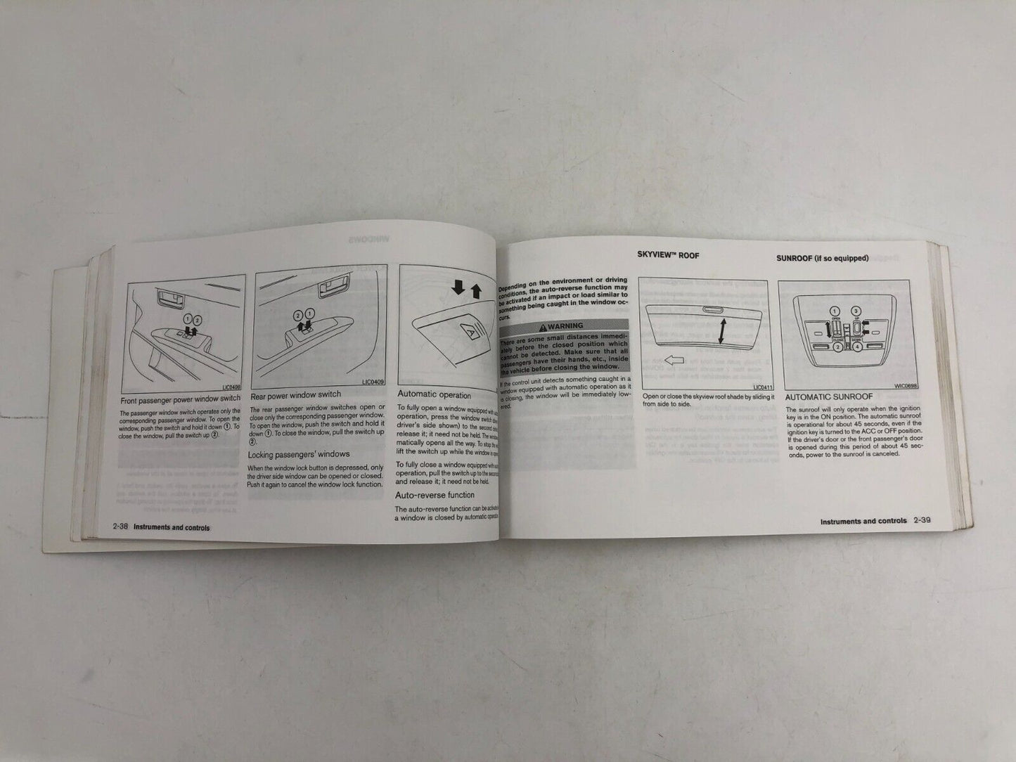 2005 Nissan Maxima Owners Manual Handbook with Case OEM B03B48028