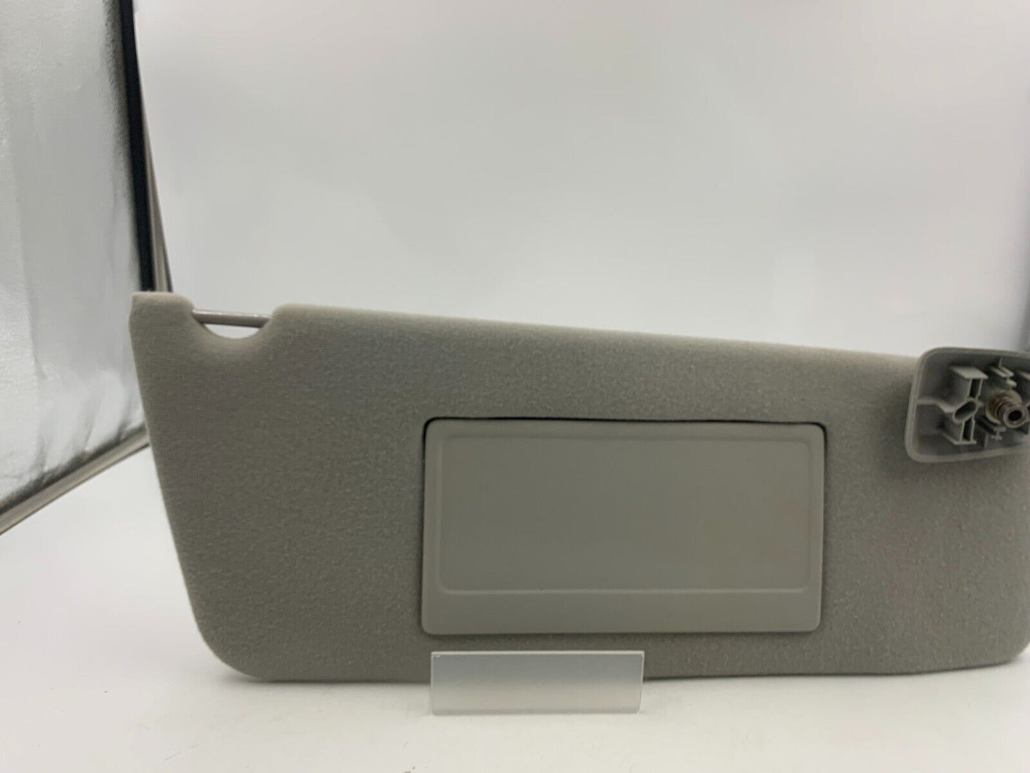 2004-2008 Ford F150 Passenger Sun Visor Sunvisor Gray OEM H01B55046