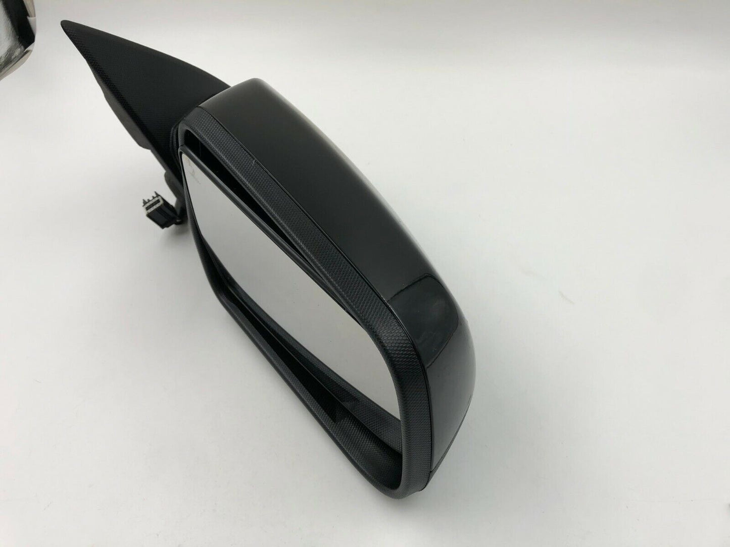 2010-2011 Chevrolet Equinox Passenger Side Power Door Mirror Black OEM B03B10001