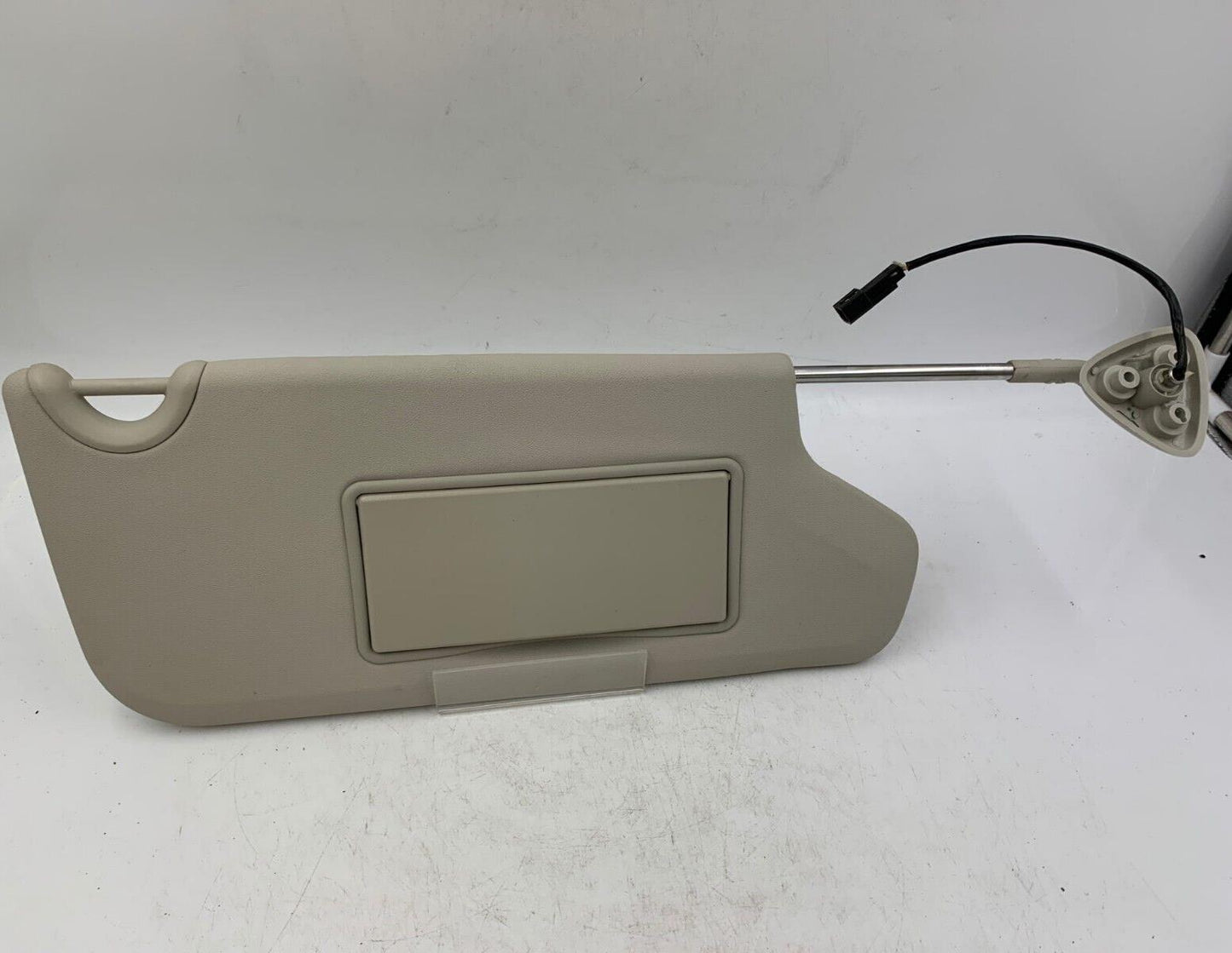 2011-2020 Dodge Journey Passenger Sun Visor Sunvisor Illuminated Gray B03B56031