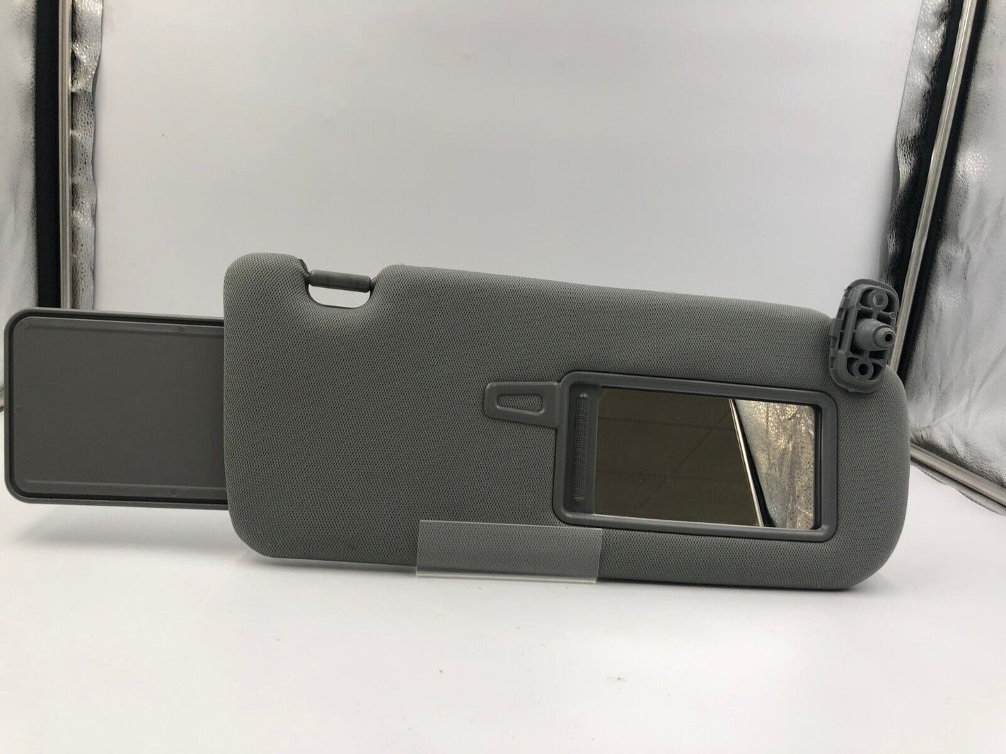 2011-2015 Kia Sorento Passenger Sun Visor Sunvisor Gray OEM C01B32027