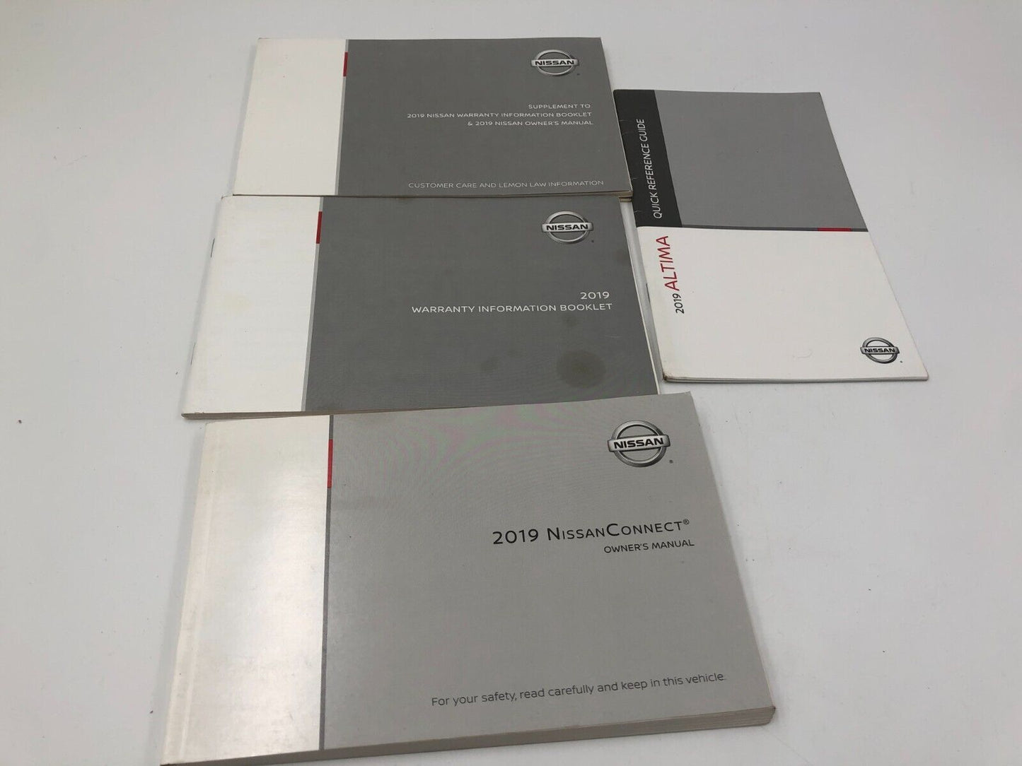 2019 Nissan Altima Sedan Owners Manual Handbook Set with Case OEM C03B45028