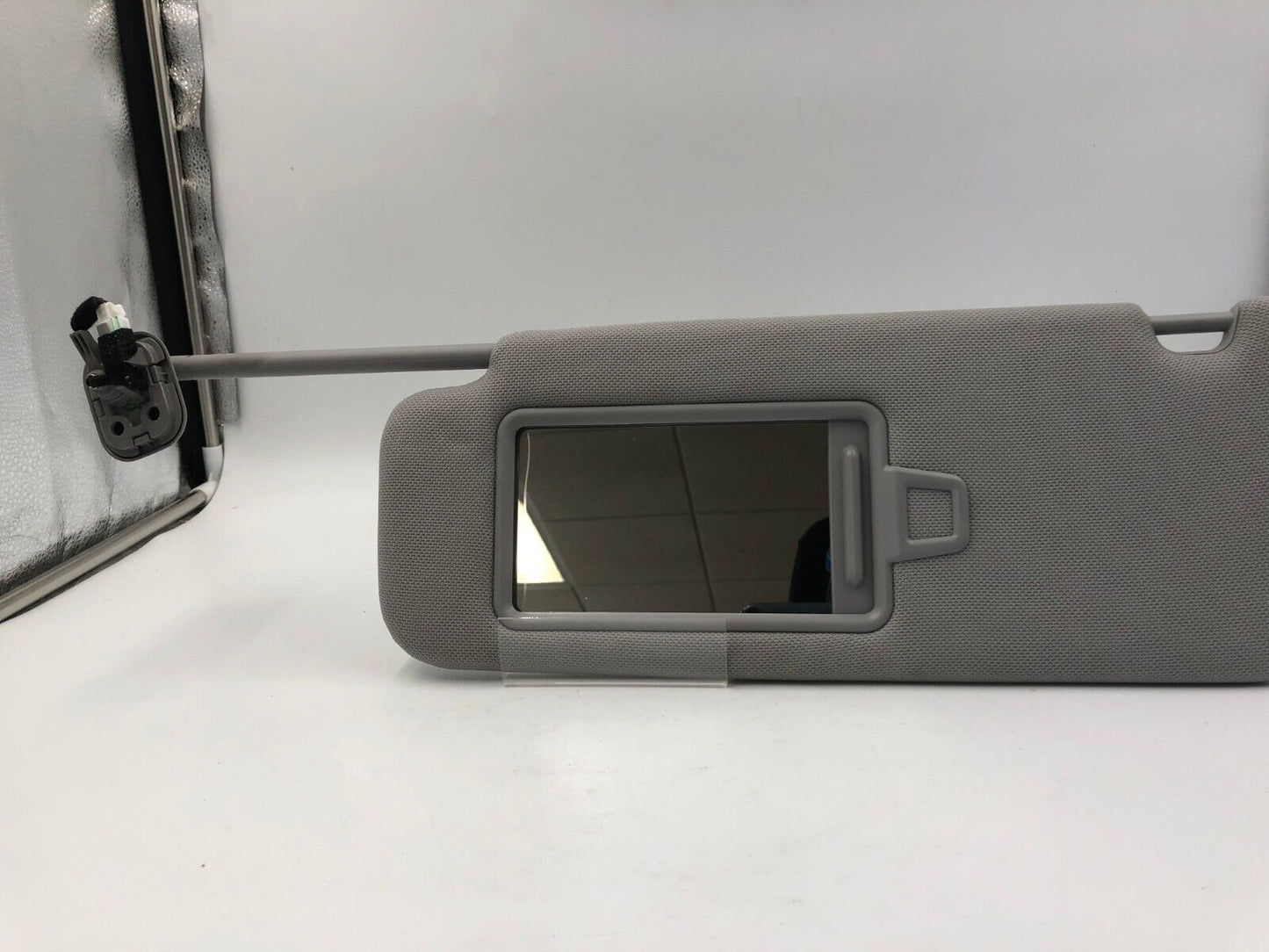 2015-2019 Hyundai Sonata Driver Sun Visor Sunvisor Gray Illuminated C02B28020