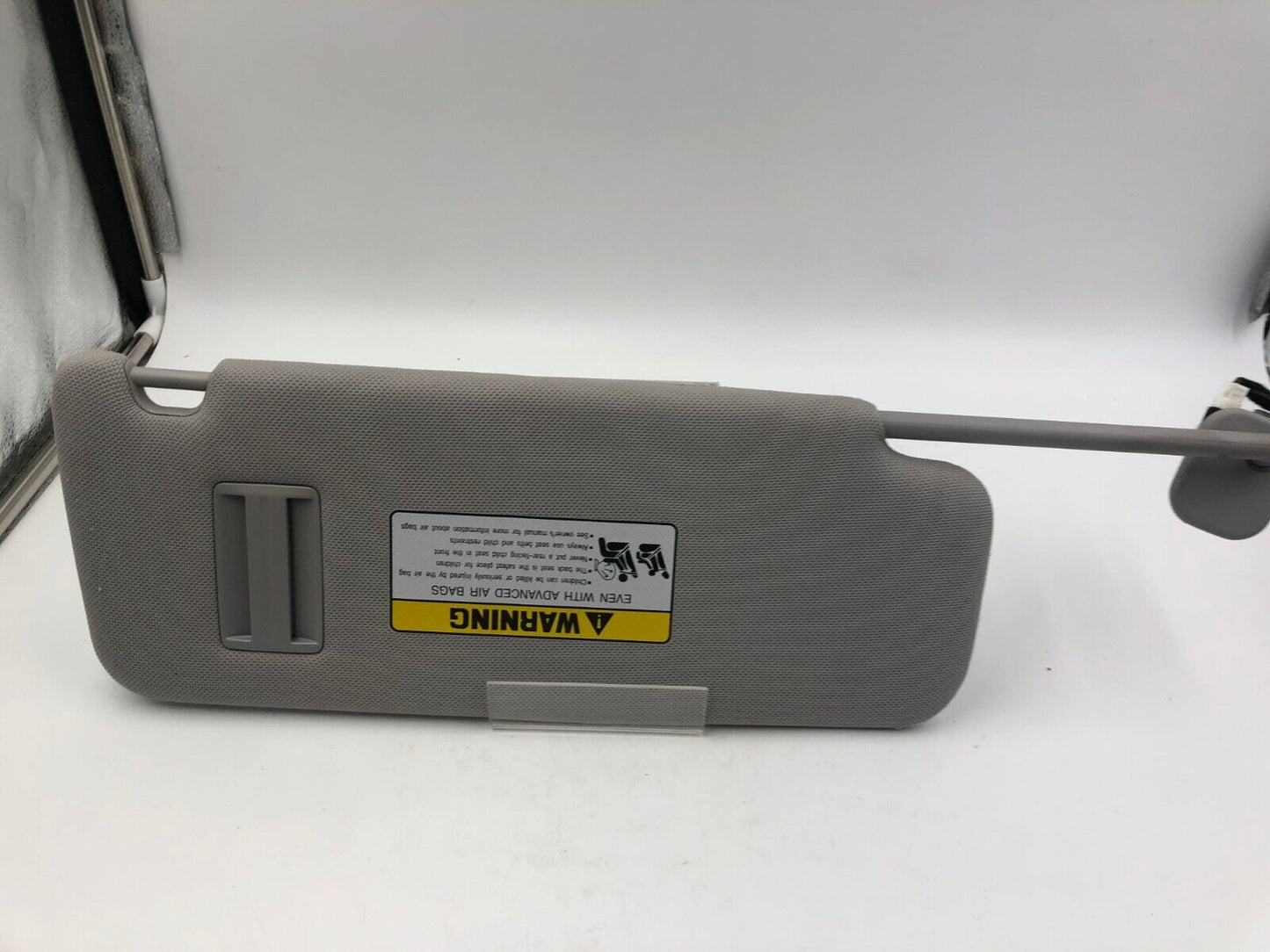 2015-2019 Hyundai Sonata Driver Sun Visor Sunvisor Gray Illuminated C02B28020