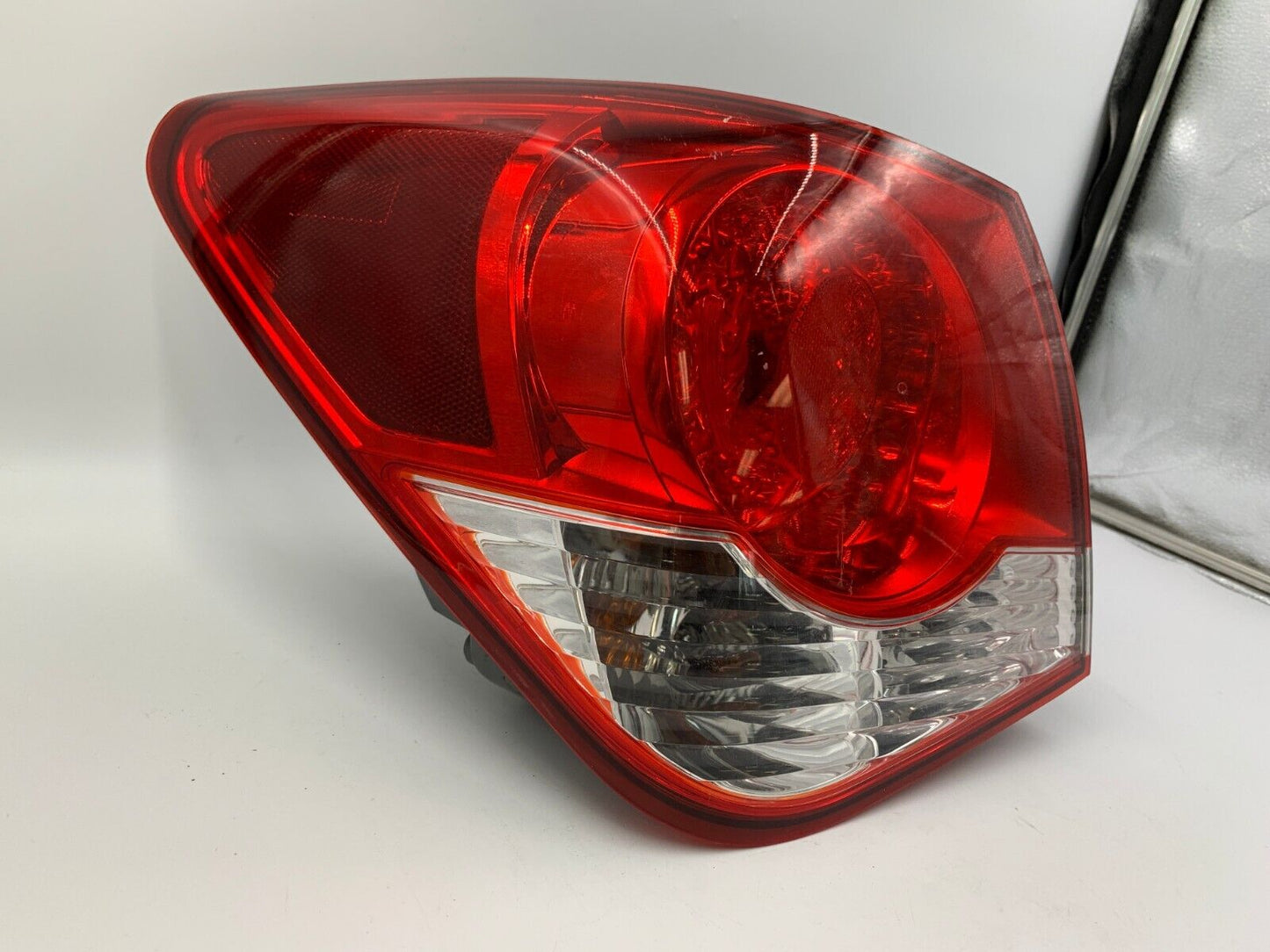 2011-2016 Chevrolet Cruze Driver Side Tail Light Taillight OEM D03B40025