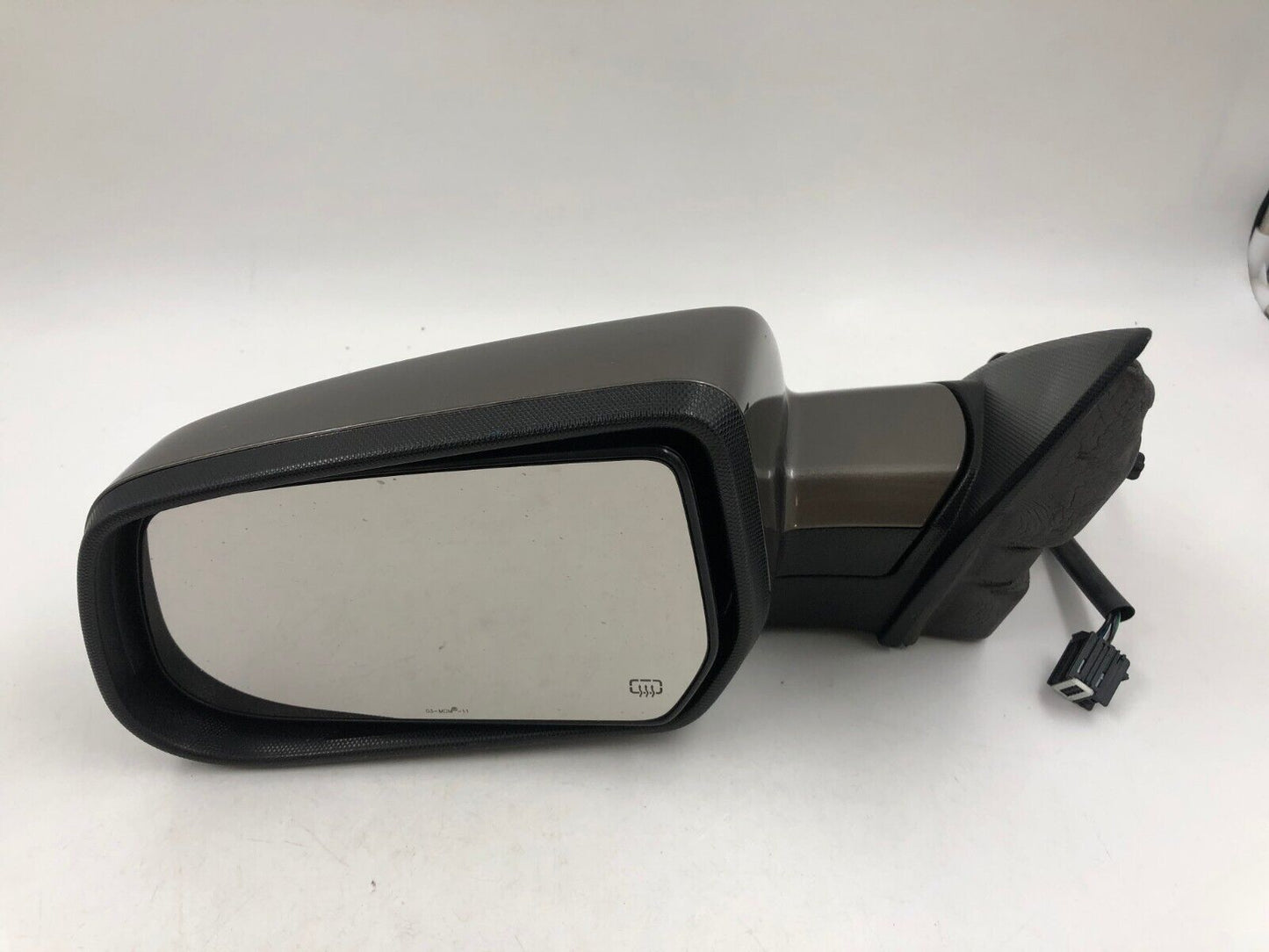 2010-2011 Chevrolet Equinox Driver Side View Power Door Mirror Gray C04B18045