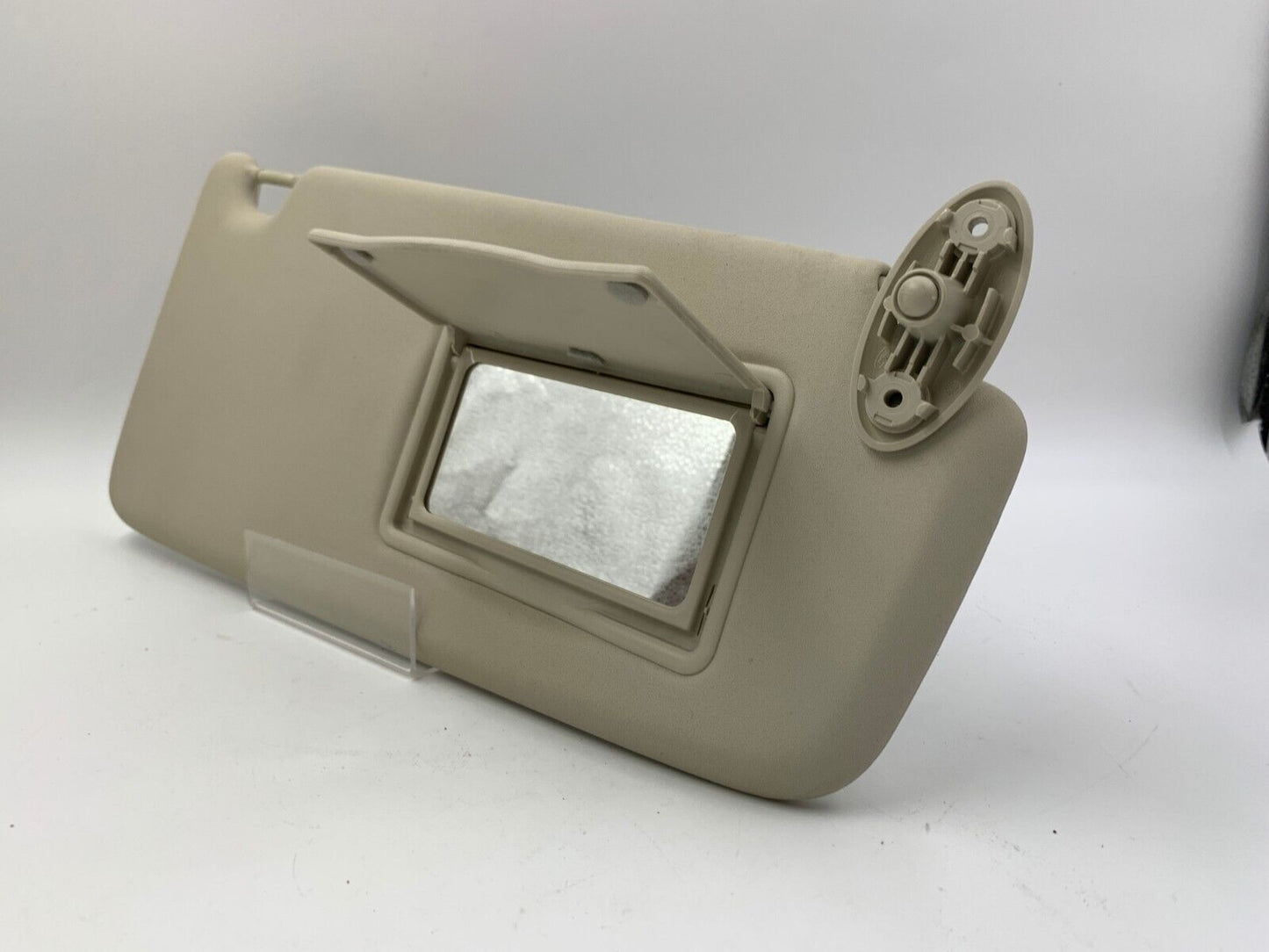 2013-2015 Land Rover LR2 Passenger Sun Visor Sunvisor Gray Illuminated E01B53024