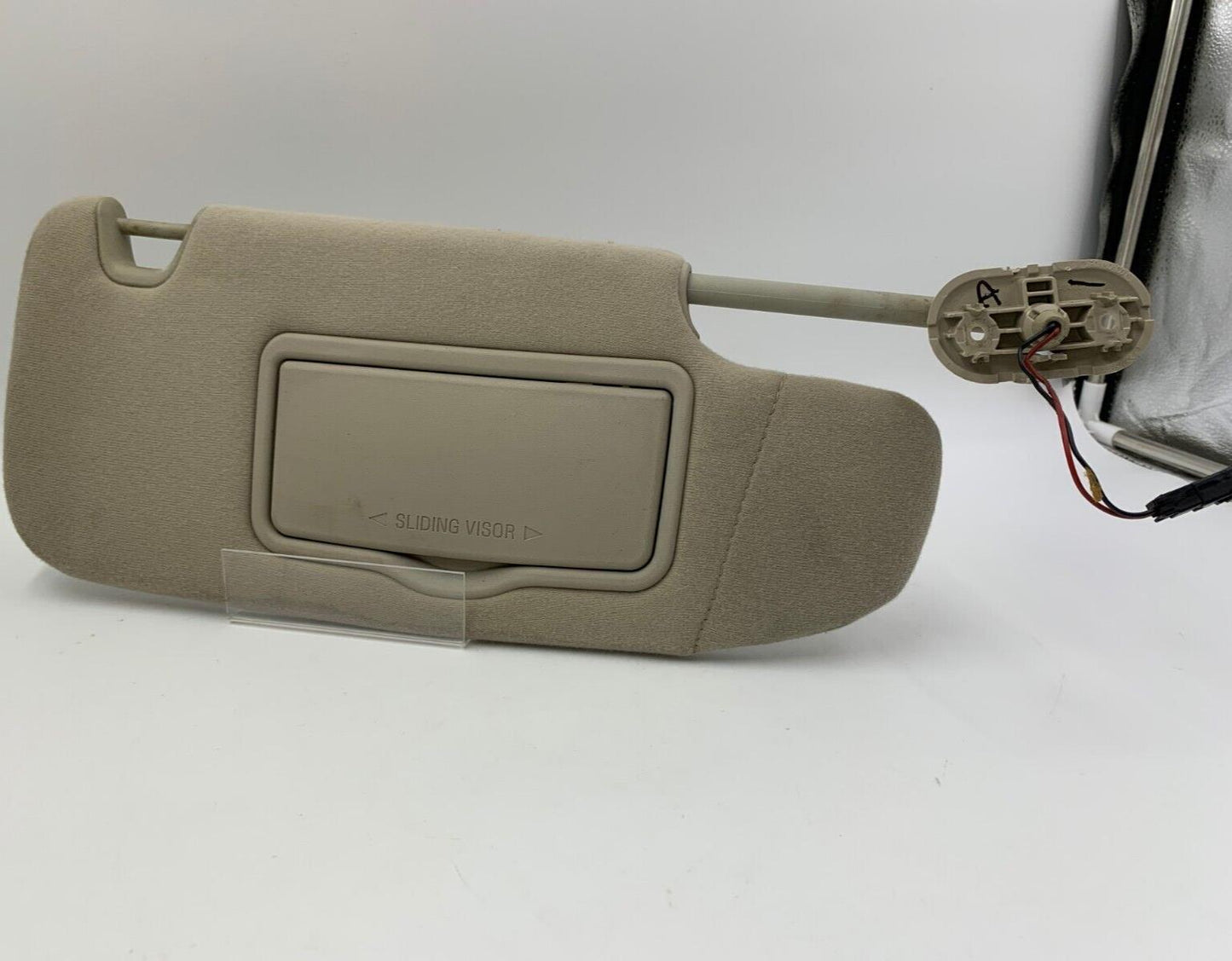 2006-2009 Mercury Milan Passenger Sun Visor Sunvisor Gray Illumination E01B42079