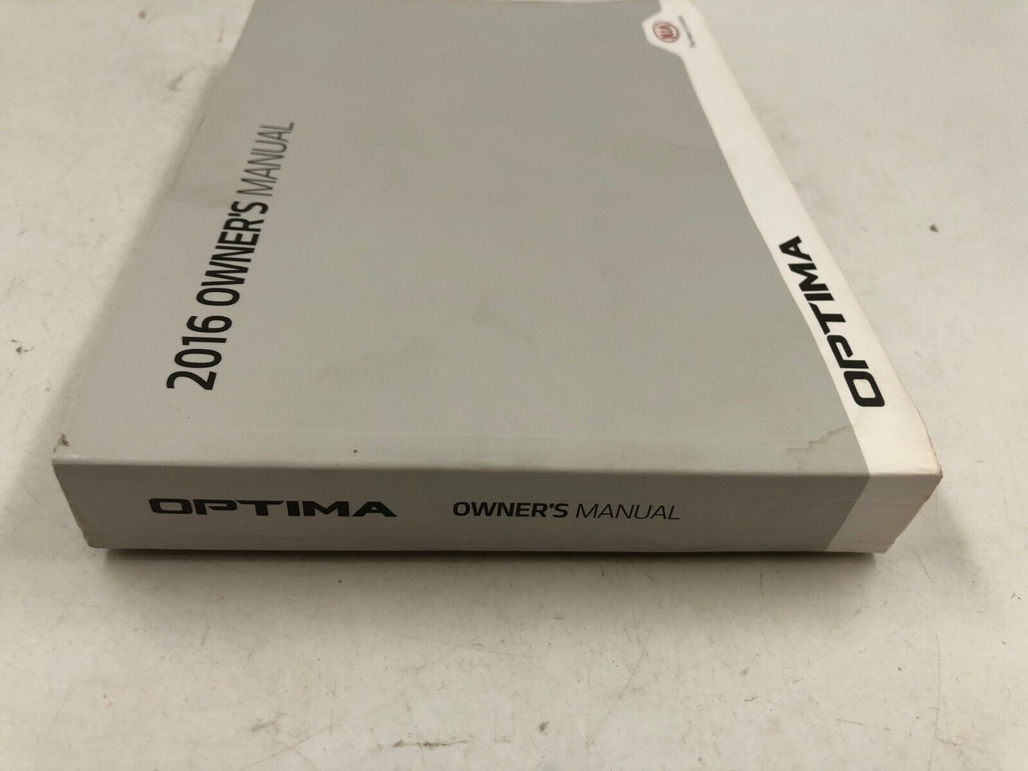 2016 Kia Optima Owners Manual with Case OEM A04B33004