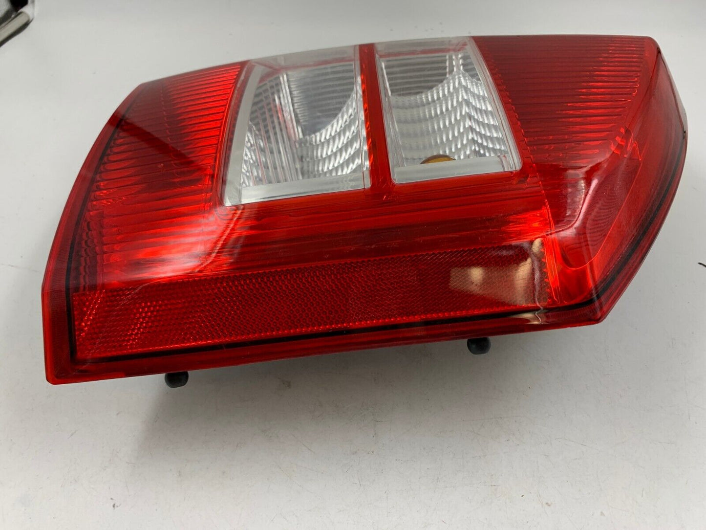 2007-2010 Jeep Compass Passenger Side Tail Light Taillight OEM A03B42049