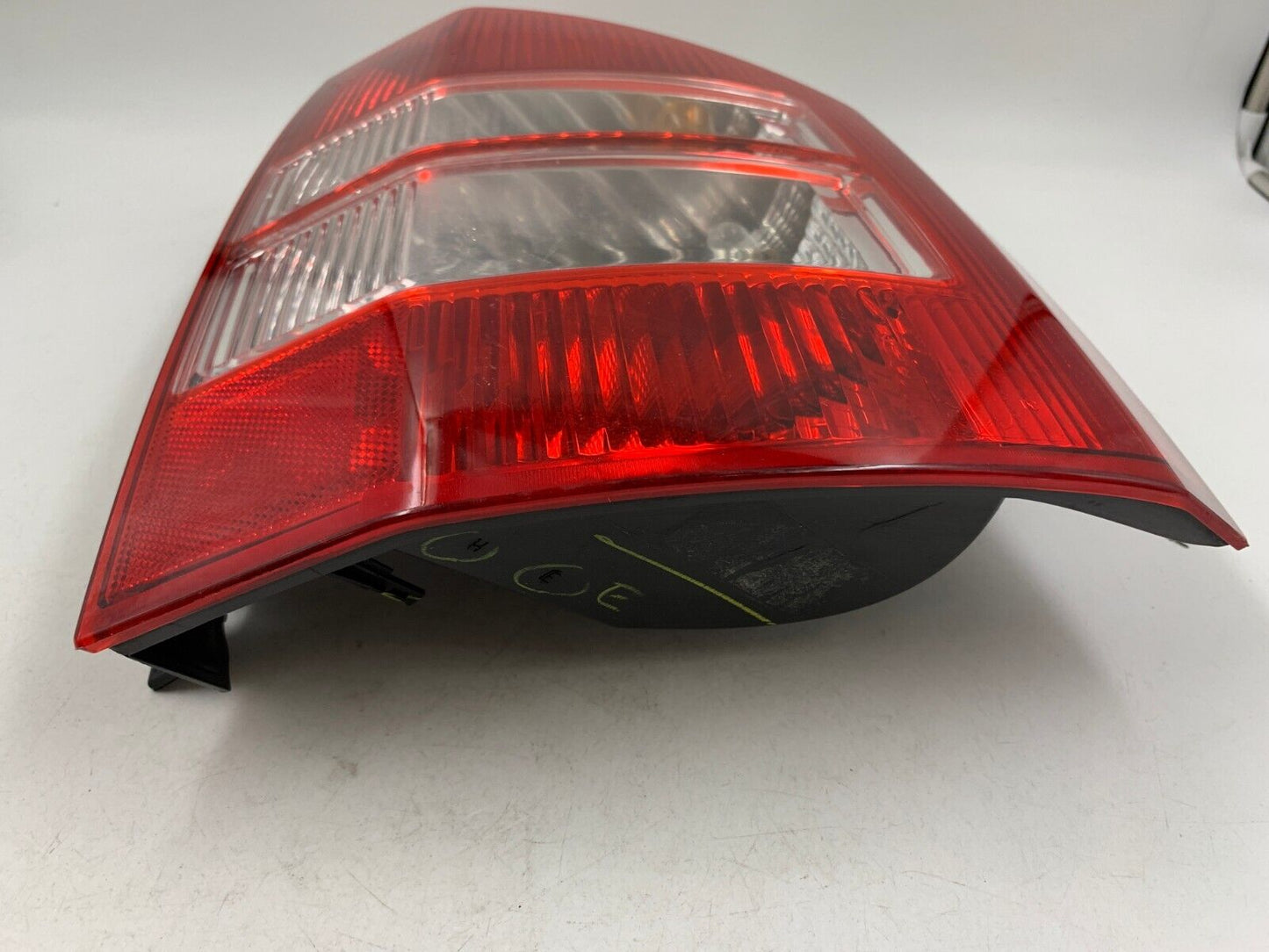 2007-2010 Jeep Compass Passenger Side Tail Light Taillight OEM A03B42049