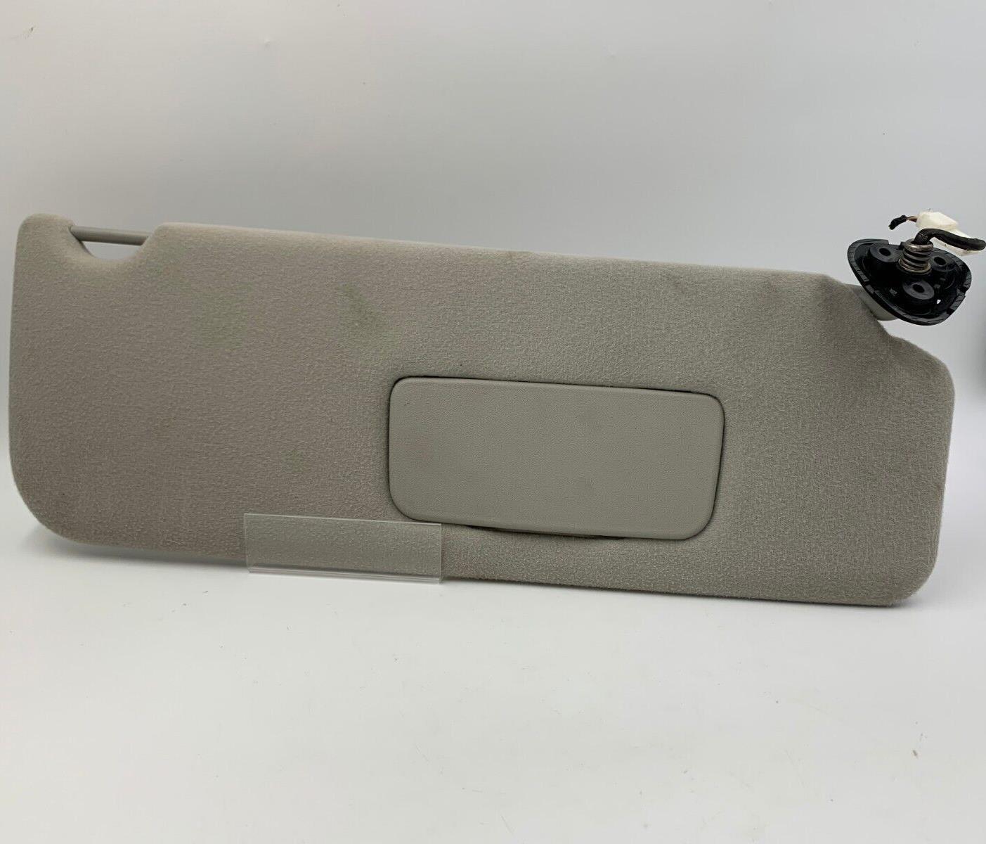 2005-2010 Toyota Sienna Passenger Sun Visor Sunvisor Gray Illuminated E03B51067