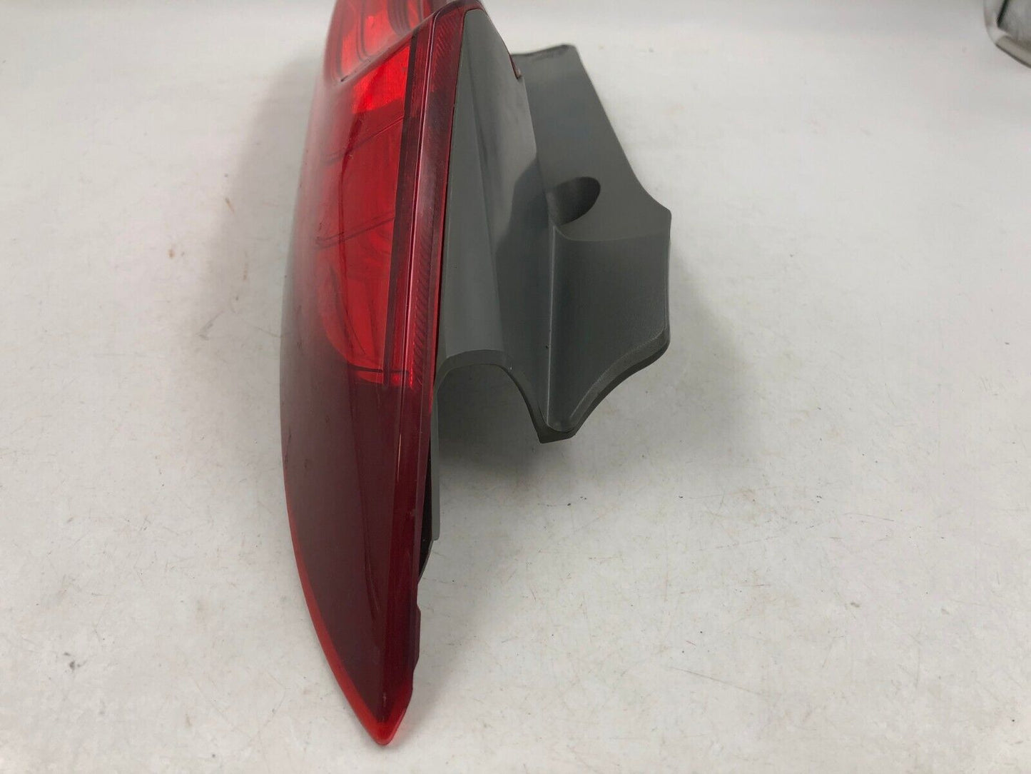 2012-2014 Honda CR-V Passenger Side Upper Tail Light Taillight OEM A02B34001