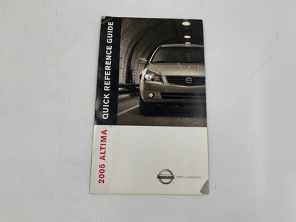 2005 Nissan Altima Owners Manual Set with Case OEM E02B18073