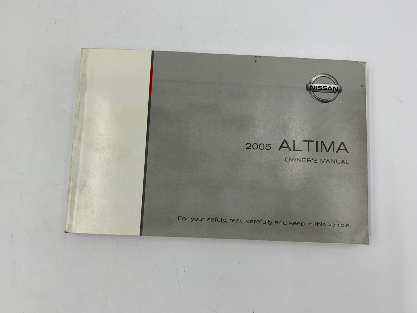 2005 Nissan Altima Owners Manual Set with Case OEM E02B18073