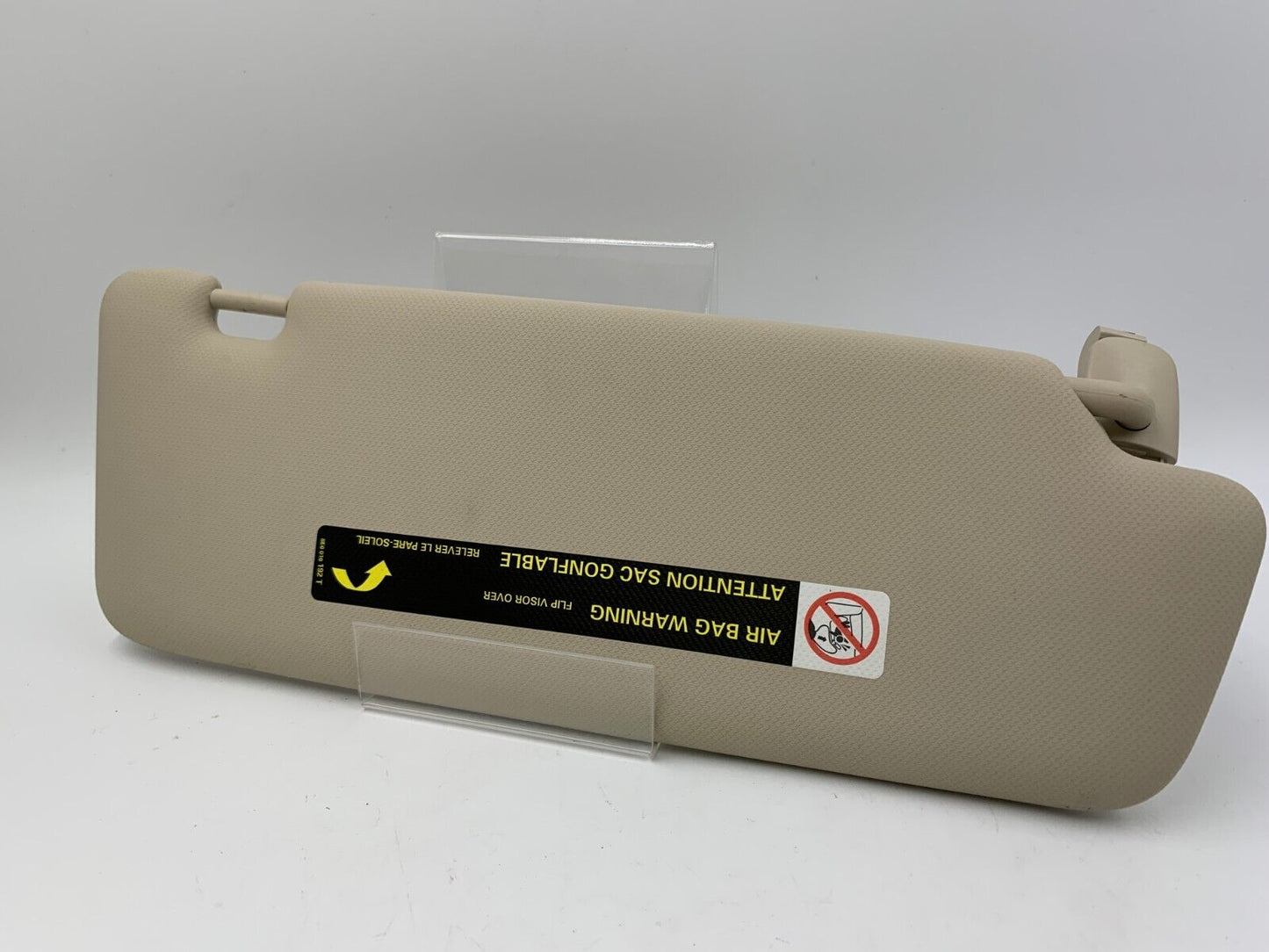 2008-2011 Audi A5 Driver Sun Visor Sunvisor Illumination Beige OEM D04B43063