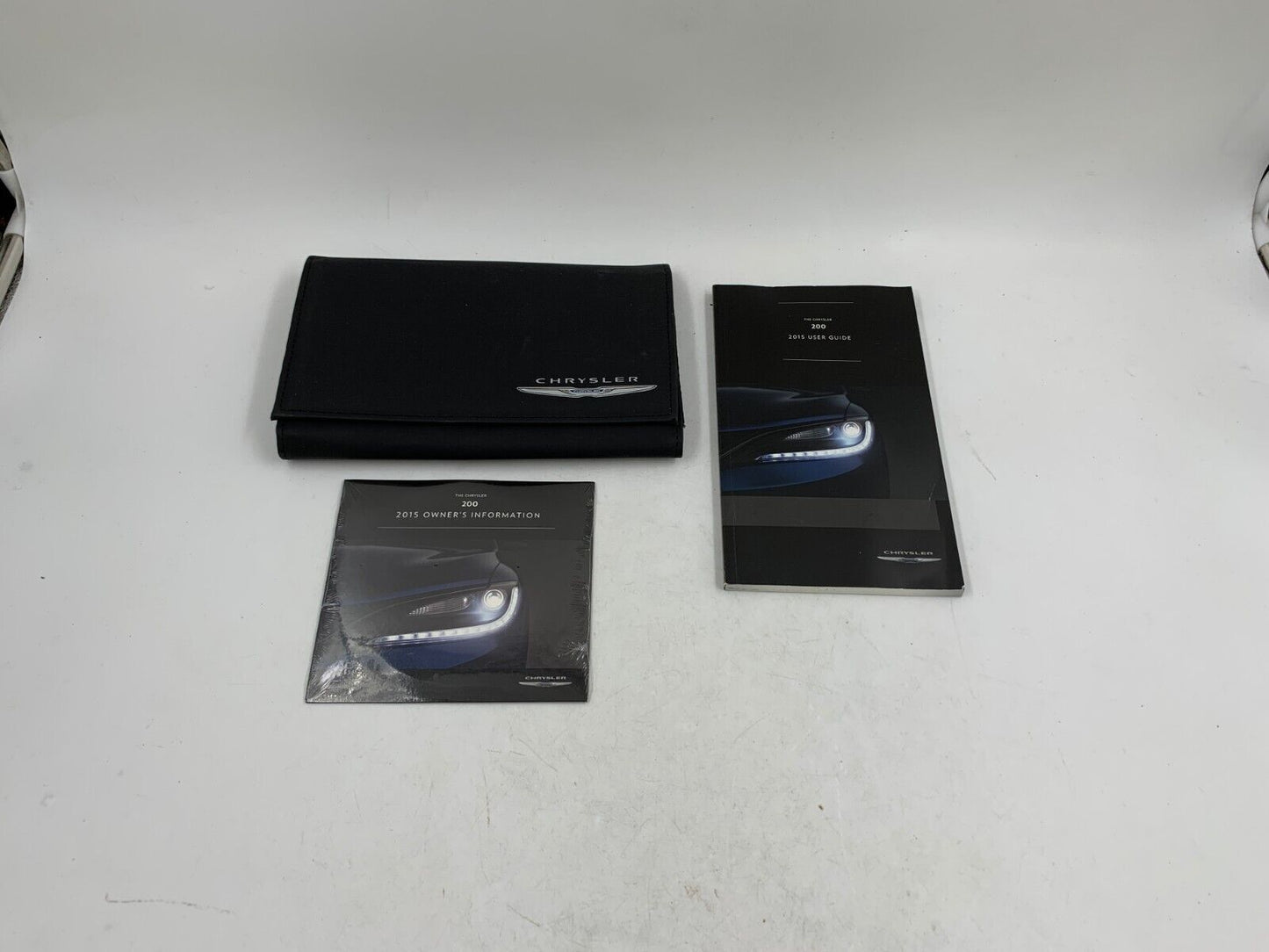 2015 Chrysler 200 Owners Manual Set with Case OEM E04B01062