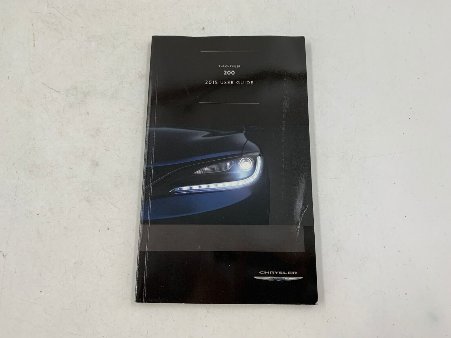 2015 Chrysler 200 Owners Manual Set with Case OEM E04B01062