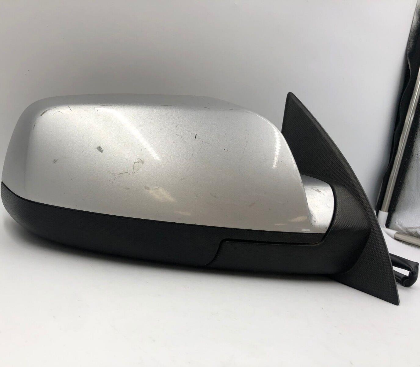 2010-2011 Chevrolet Equinox Passenger View Power Door Mirror Silver E04B46060