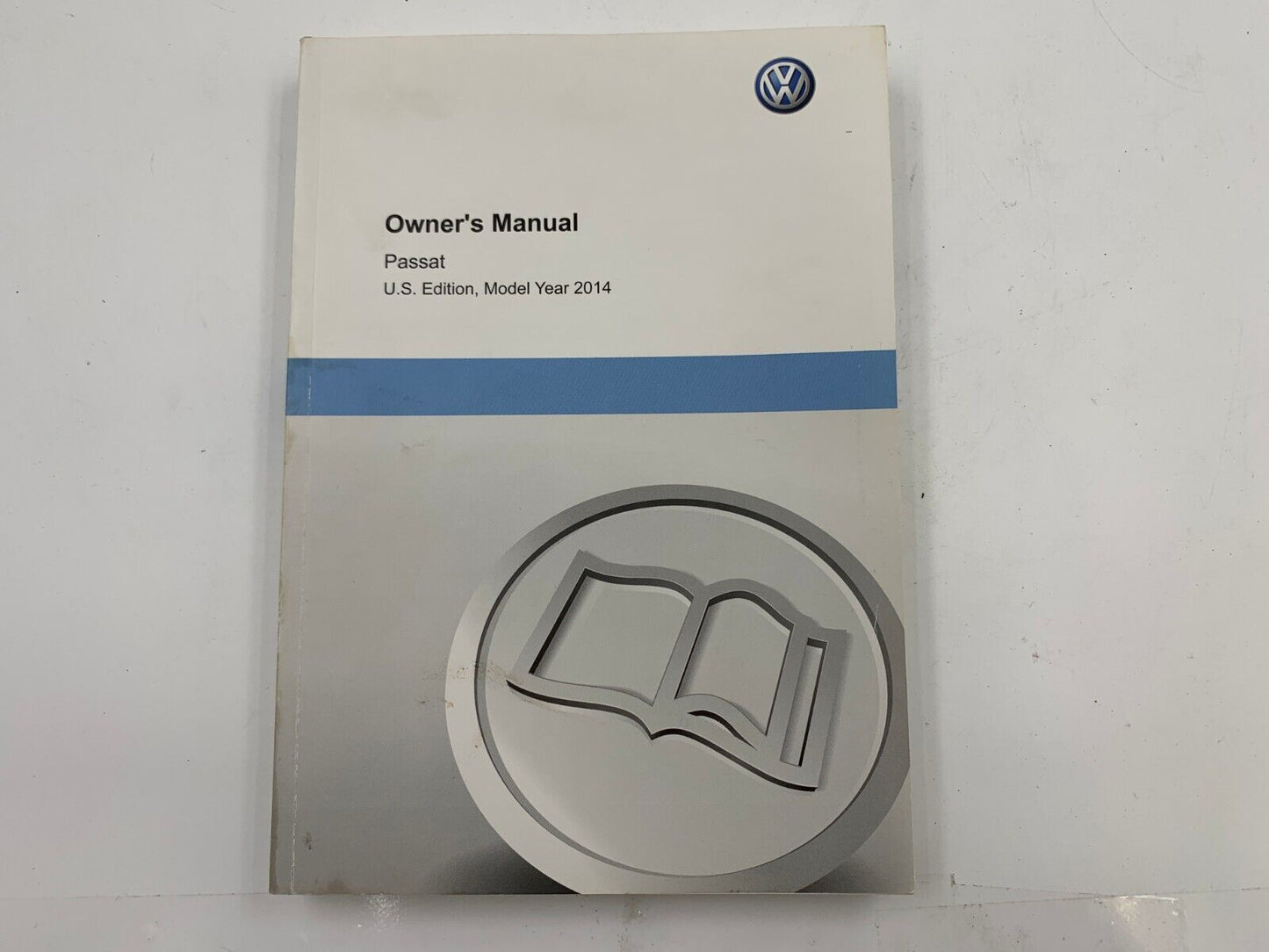 2014 Volkswagen Passat Owners Manual Set with Case OEM A02B08014