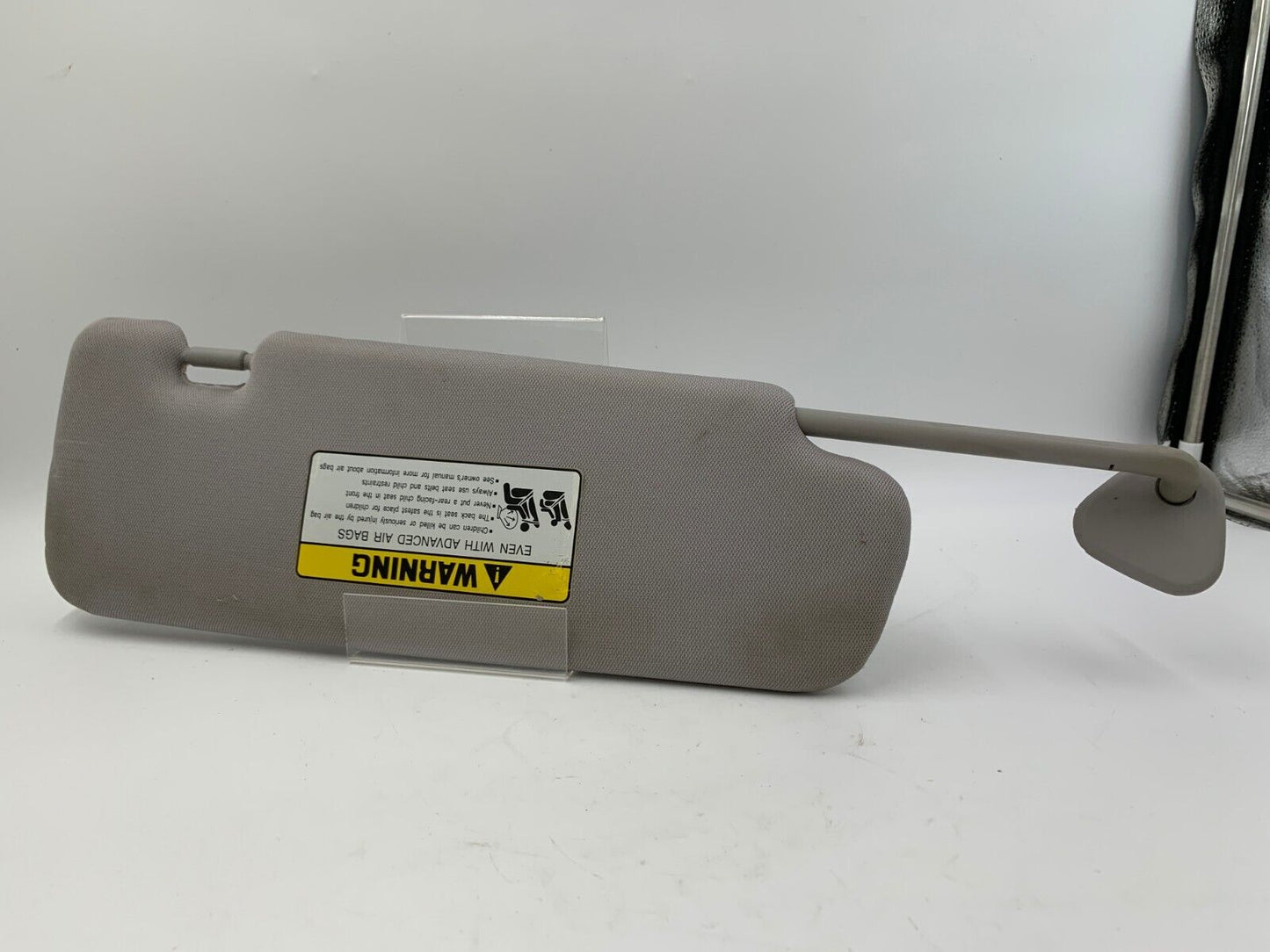 2015-2019 Hyundai Sonata Driver Sun Visor Sunvisor Gray Illuminated F01B09037