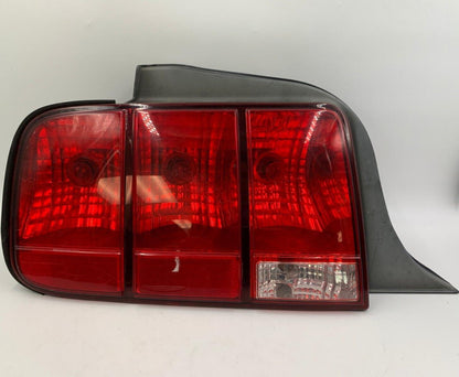 2005-2009 Ford Mustang Driver Side Tail Light Taillight OEM D03B35058