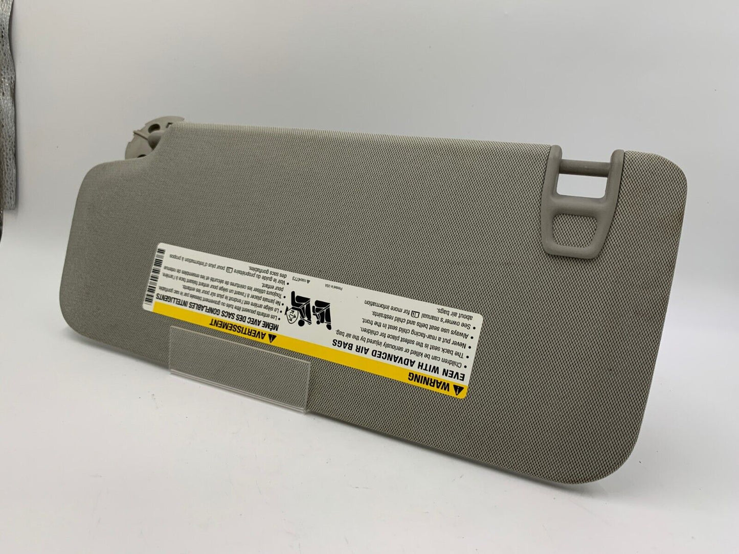 2015-2016 Chevrolet Trax Passenger Side Sun Visor Sunvisor Gray OEM G02B01020