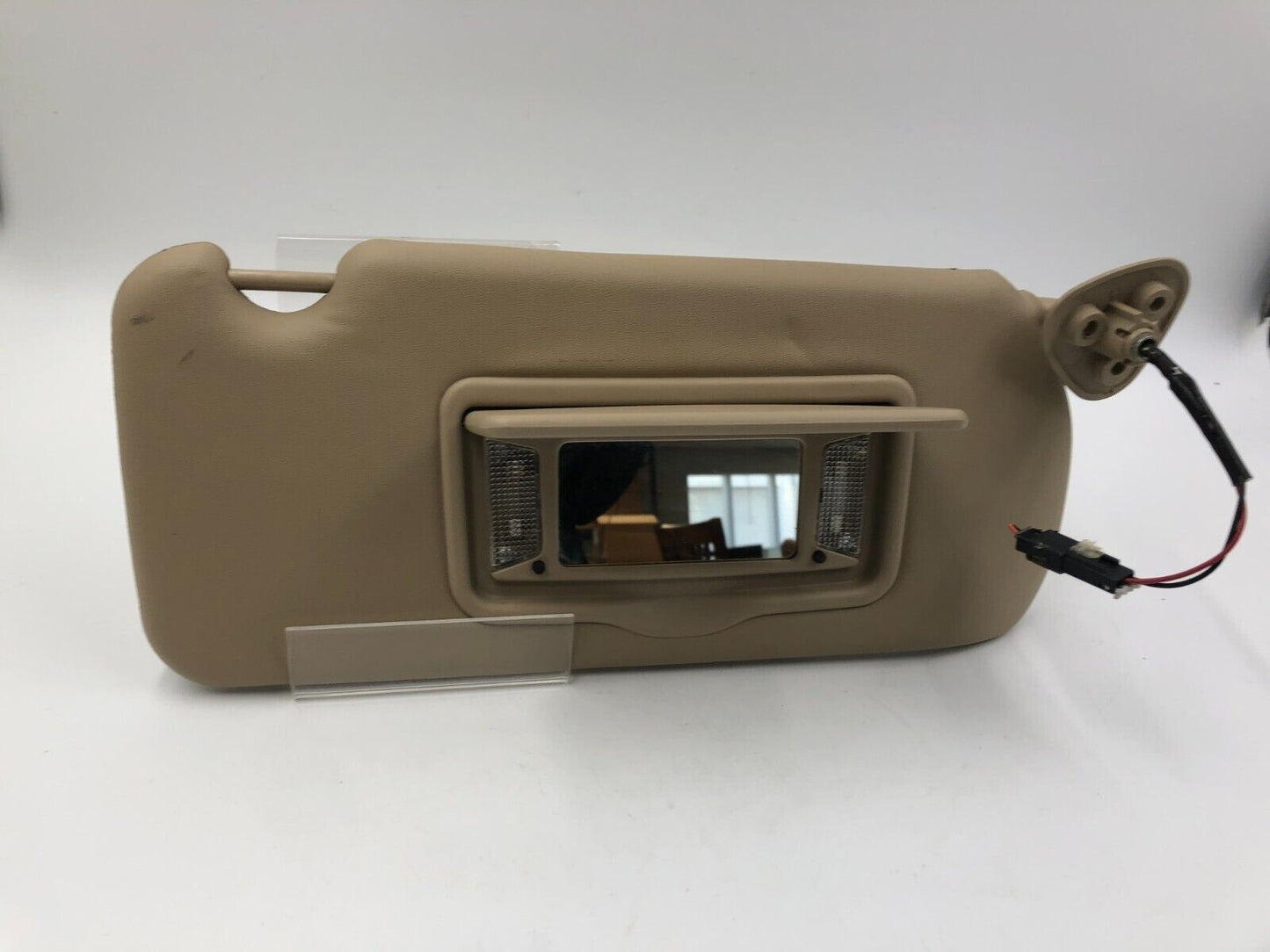 2004-2009 Cadillac SRX Passenger Sunvisor Beige Illuminated OEM G01B05059