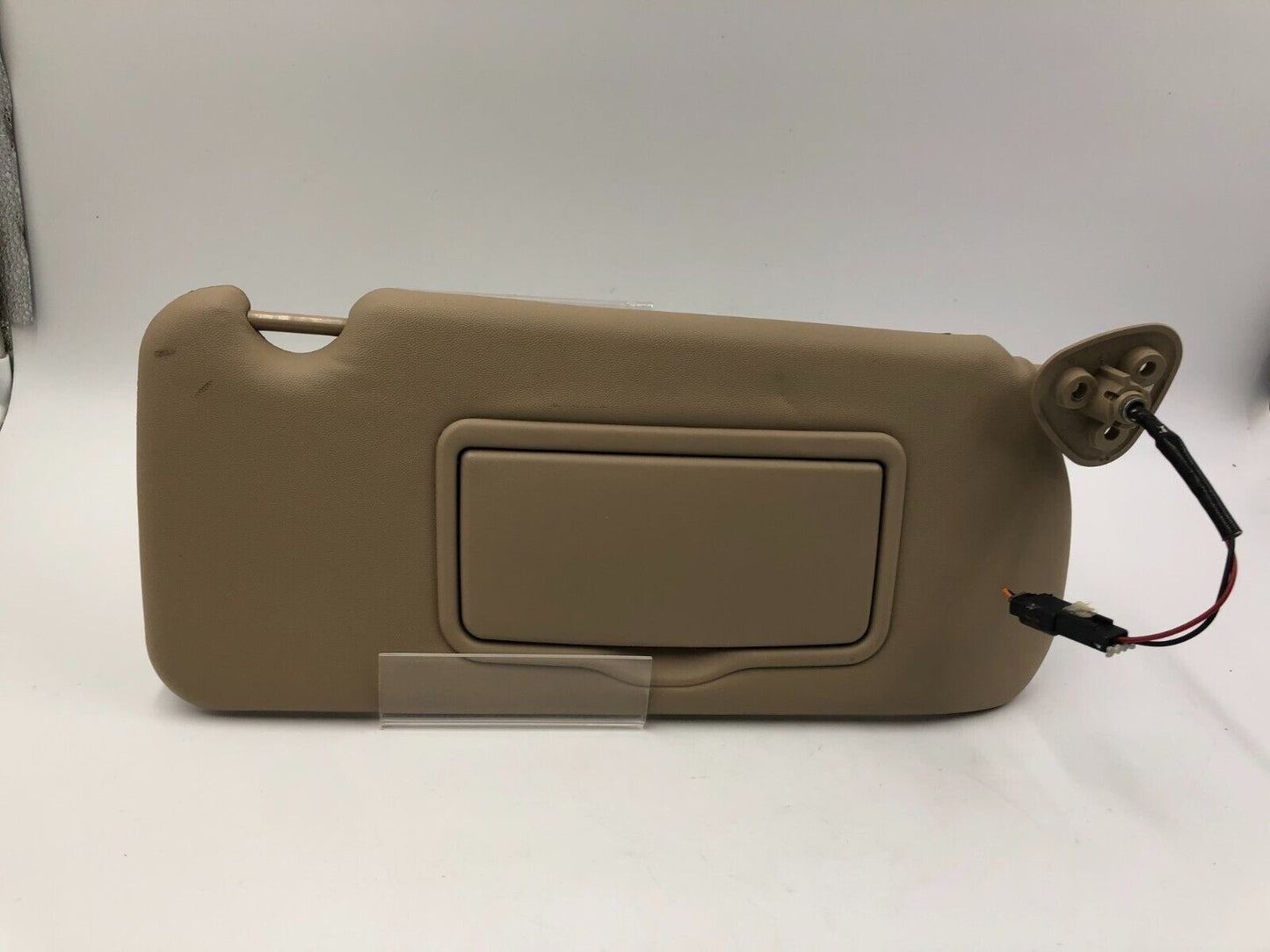 2004-2009 Cadillac SRX Passenger Sunvisor Beige Illuminated OEM G01B05059