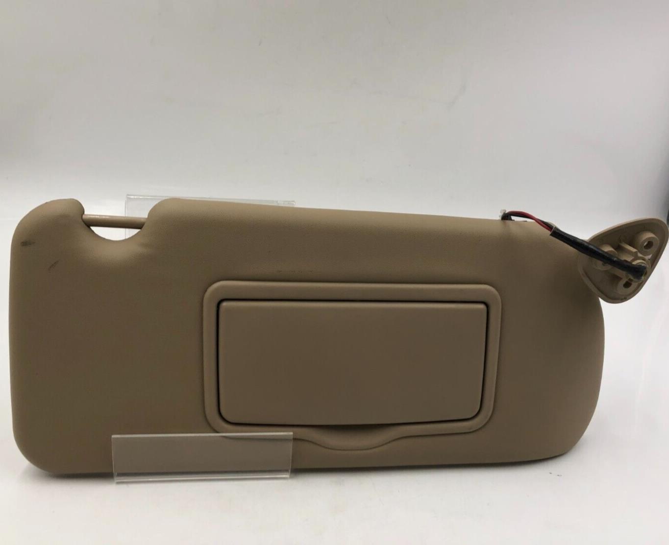 2004-2009 Cadillac SRX Passenger Sunvisor Beige Illuminated OEM G01B05059