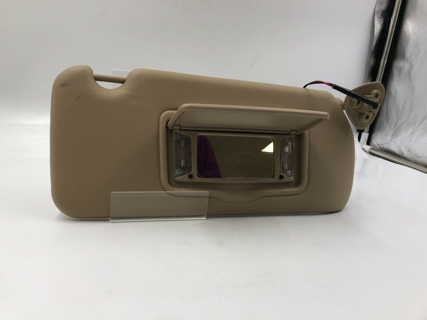 2004-2009 Cadillac SRX Passenger Sunvisor Beige Illuminated OEM G01B05059