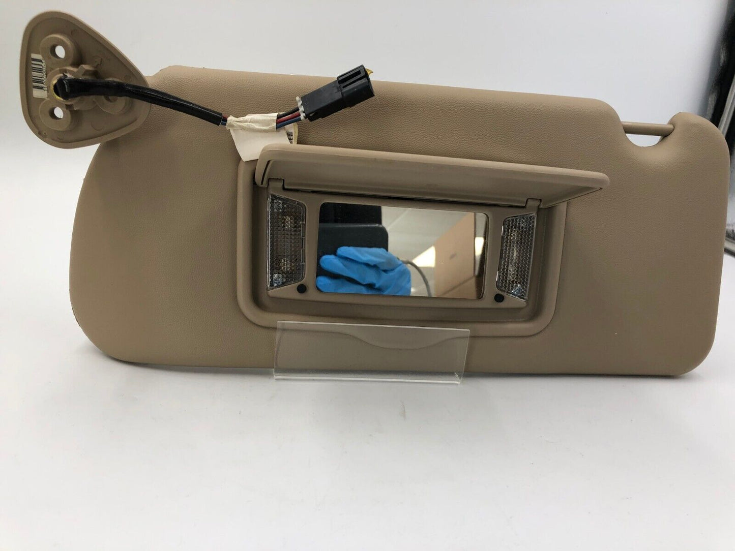 2007-2009 Cadillac SRX Driver Sun Visor Sunvisor Tan Illuminated OEM G01B46060