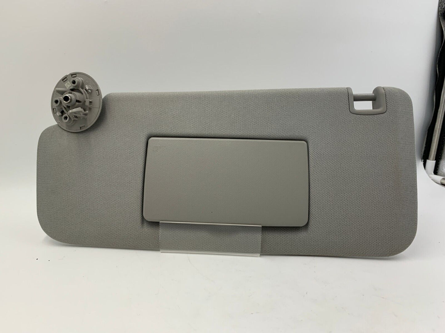 2017-2021 Chevrolet Trax Driver Sun Visor Sunvisor Gray OEM E03B37068